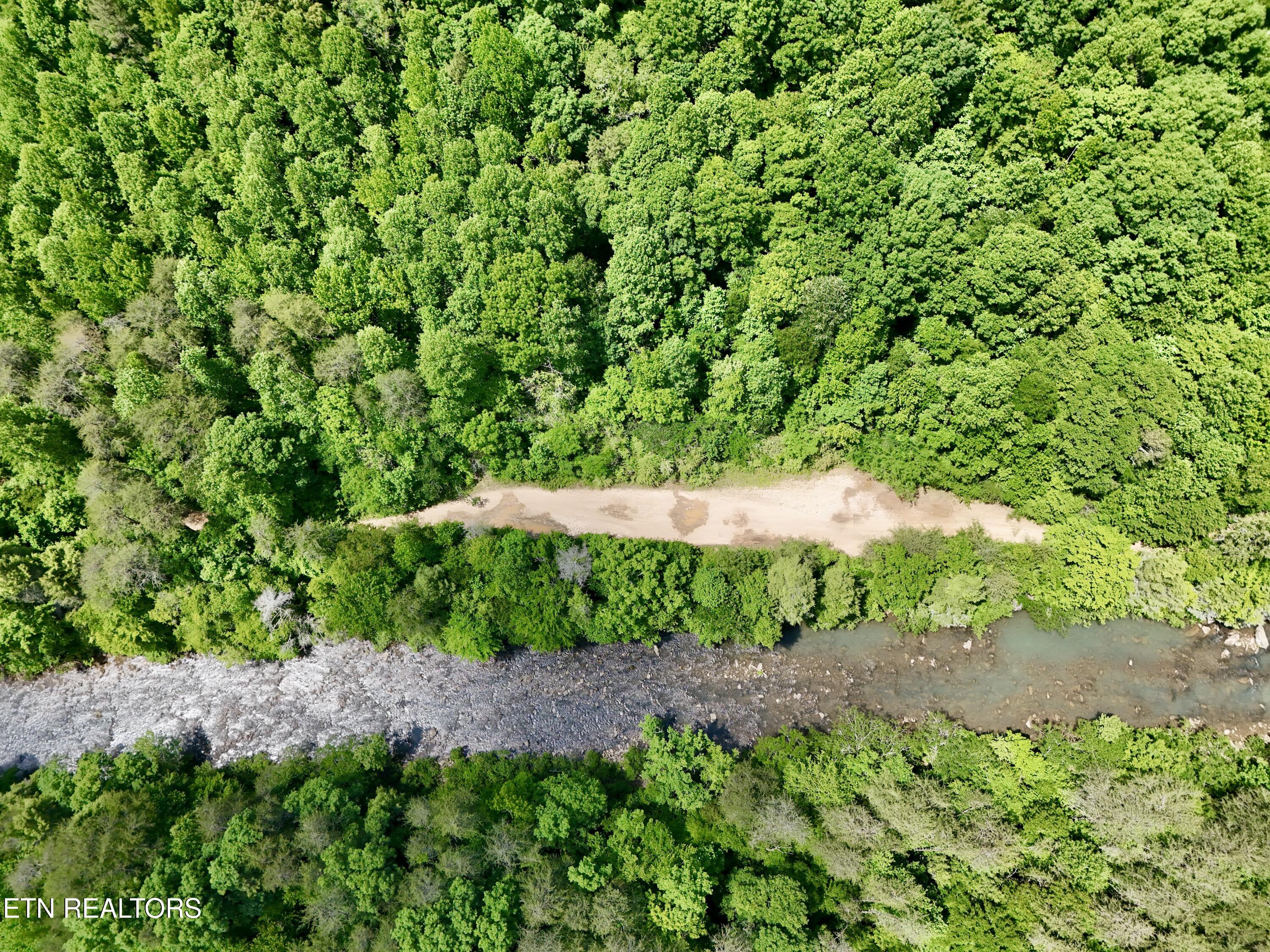 3895 Coppinger Cove Road Sequatchie TN 37364