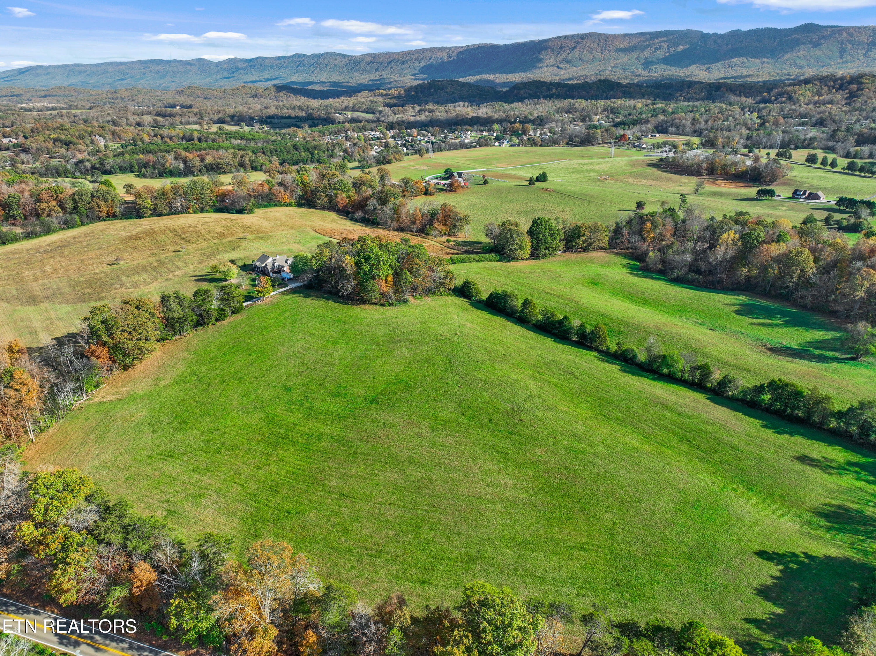 5812 Indian Warpath Road Maryville TN 37803