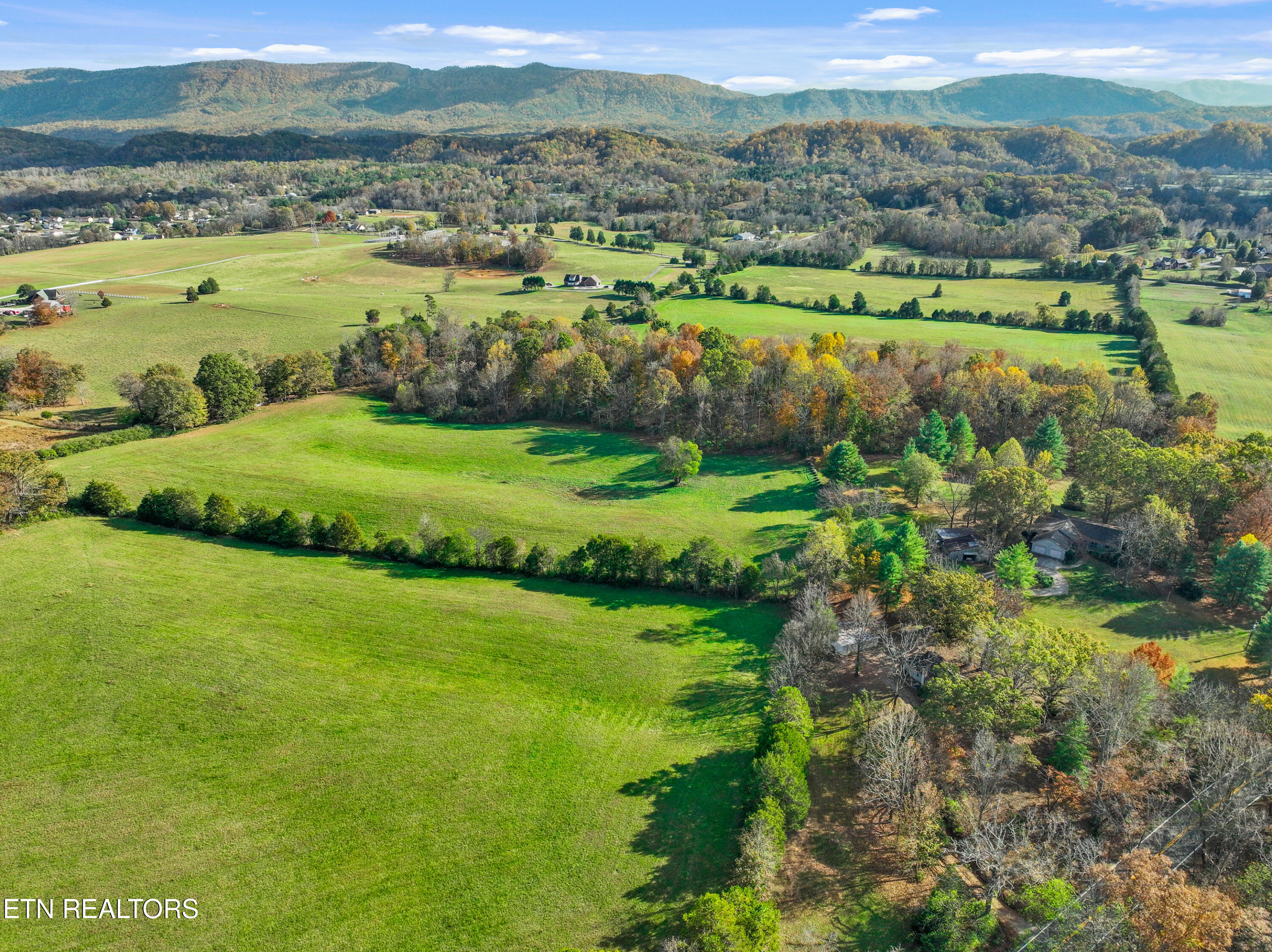 5812 Indian Warpath Road Maryville TN 37803