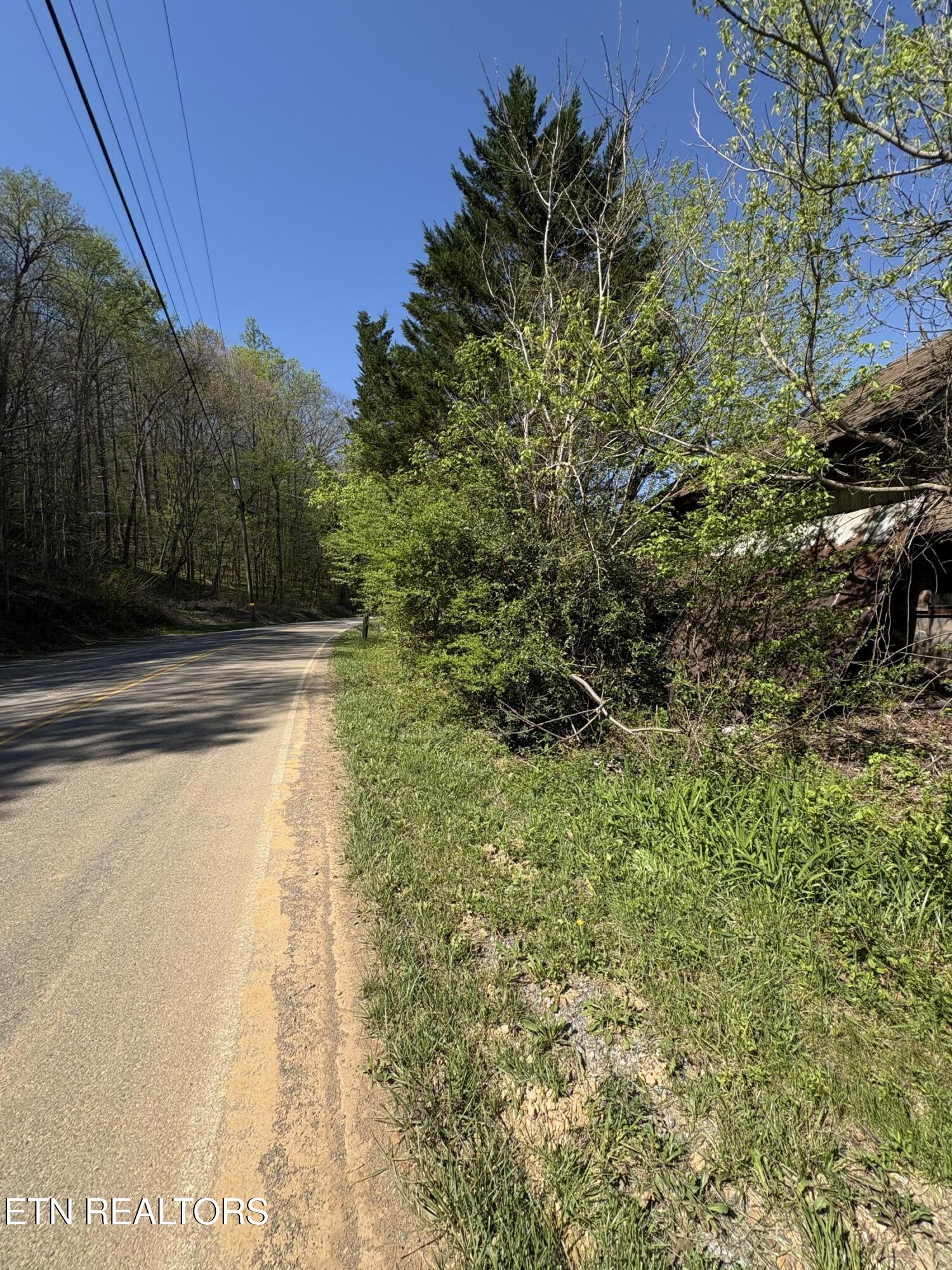 3755 Richardson Cove Road Sevierville TN 37876