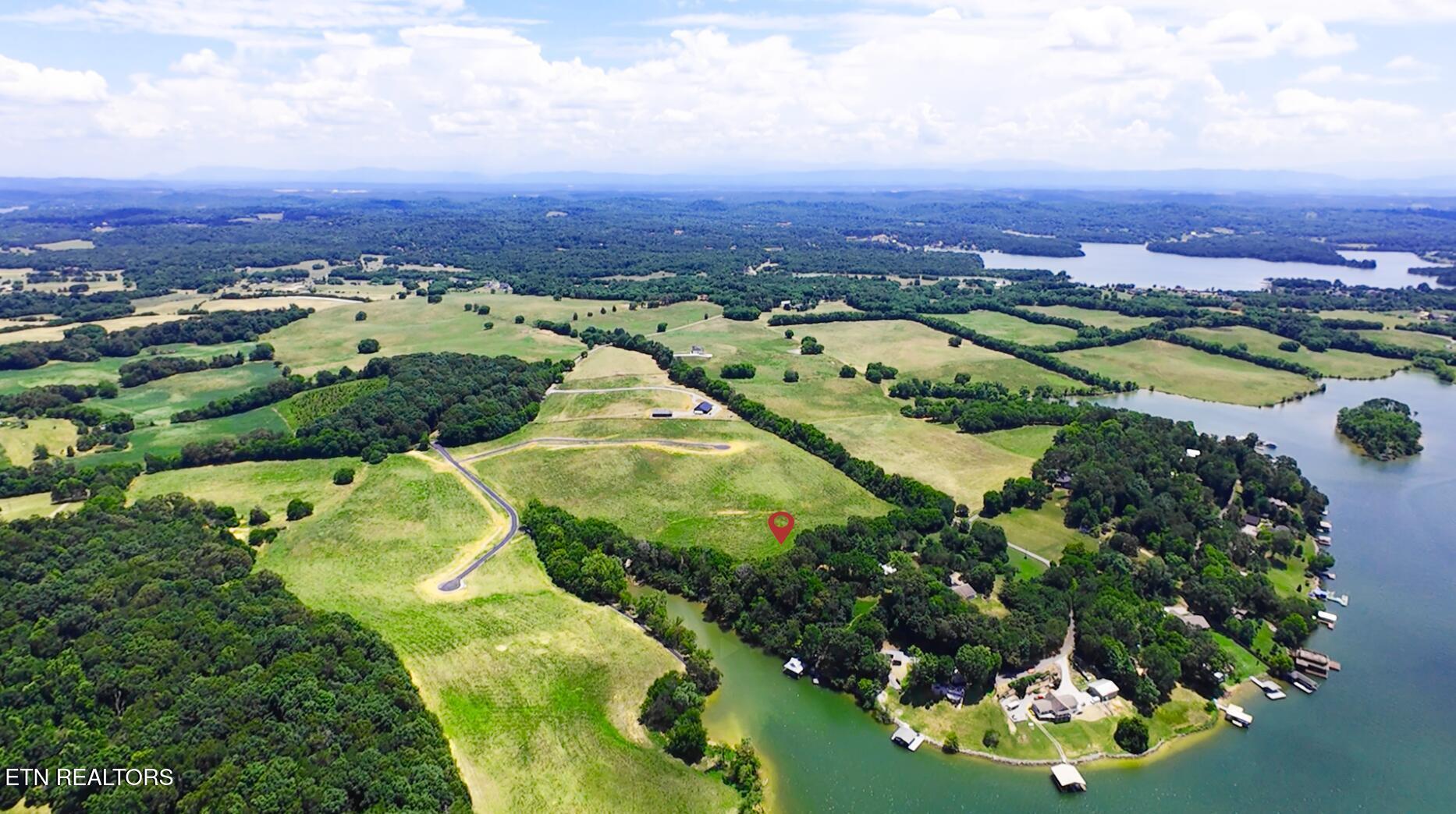 3829 Gravelly Hills Road Louisville TN 37777
