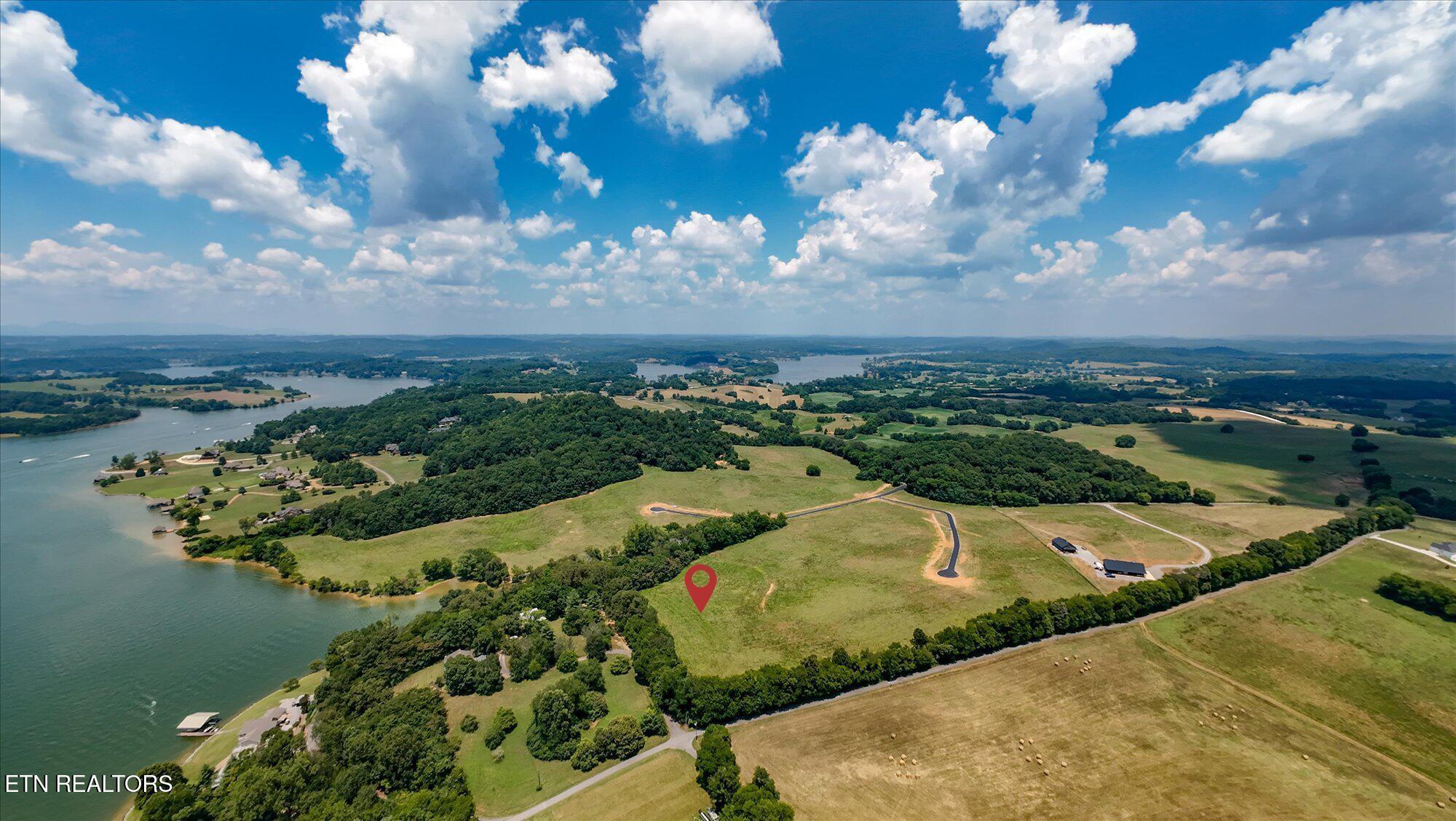 3829 Gravelly Hills Road Louisville TN 37777
