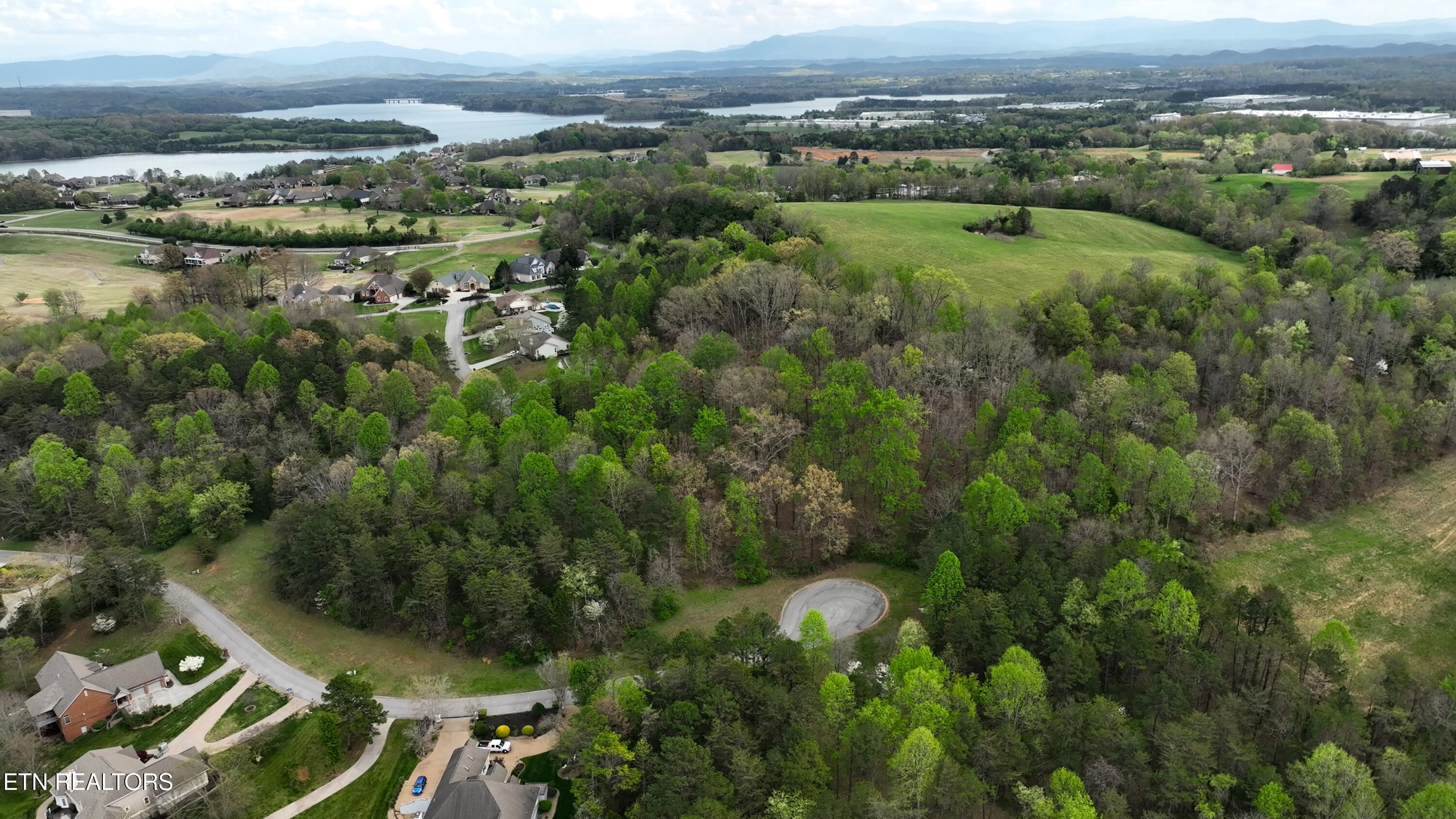 765 Wood Duck Drive Vonore TN 37885