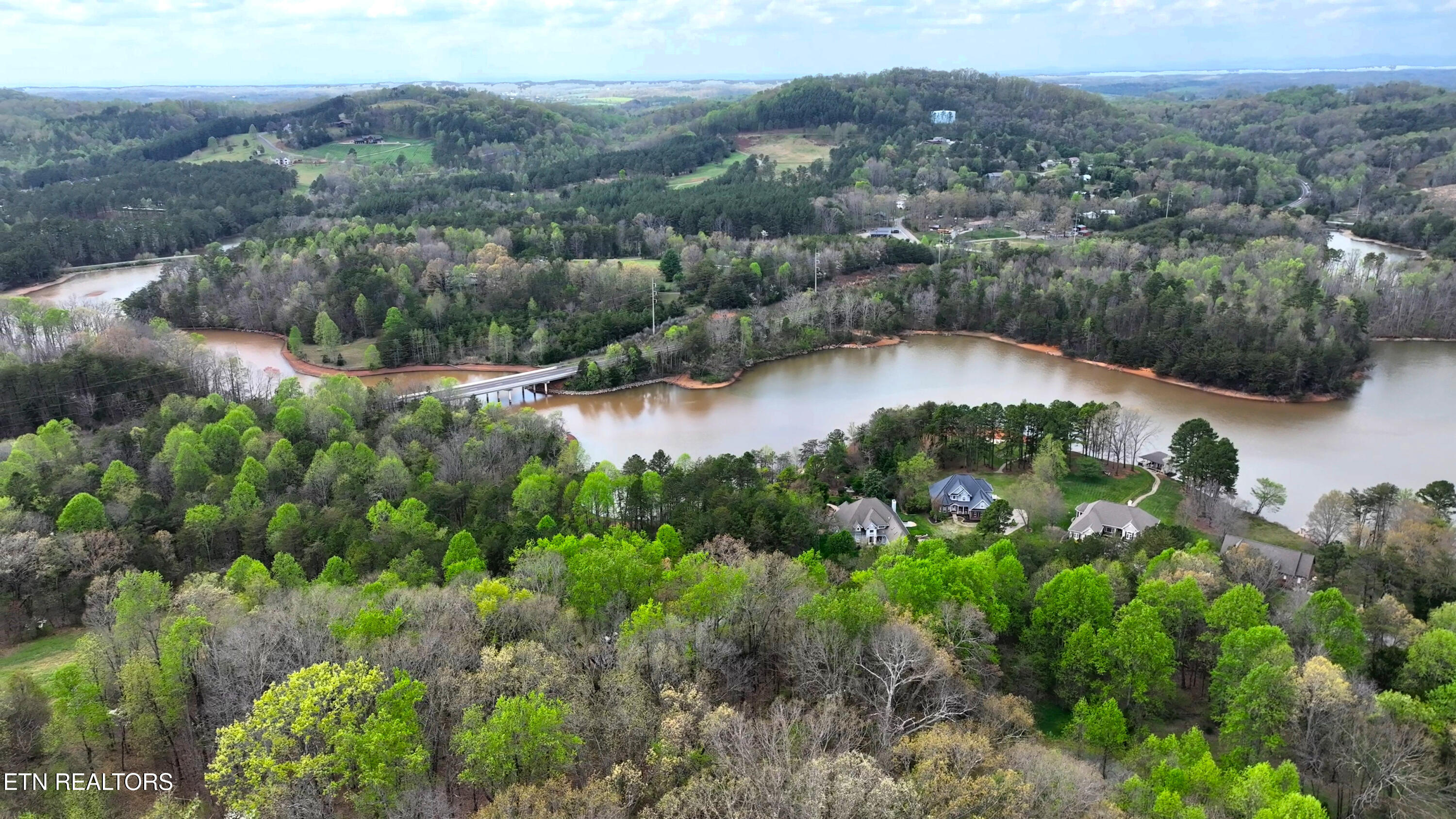 765 Wood Duck Drive Vonore TN 37885