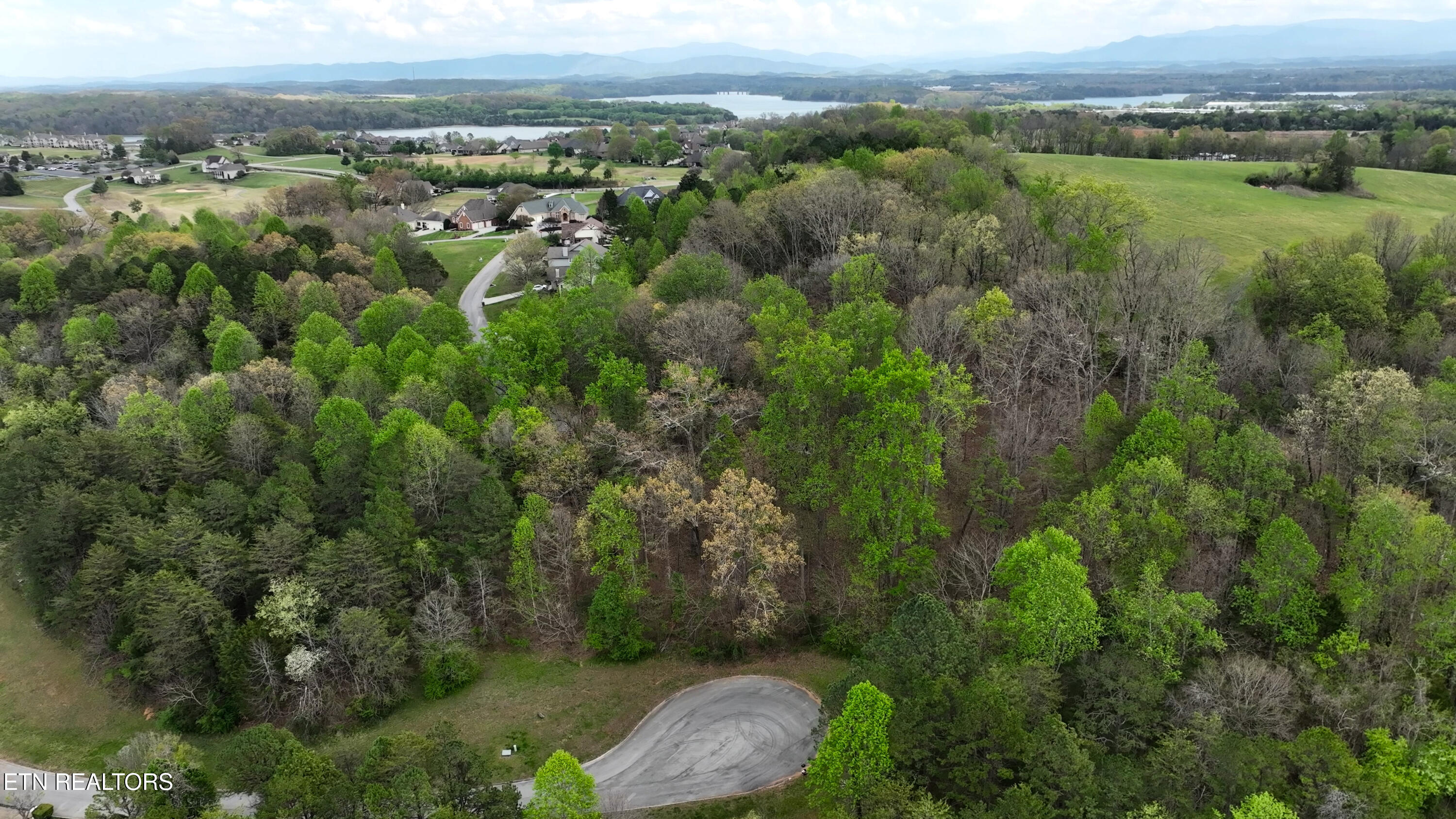 765 Wood Duck Drive Vonore TN 37885