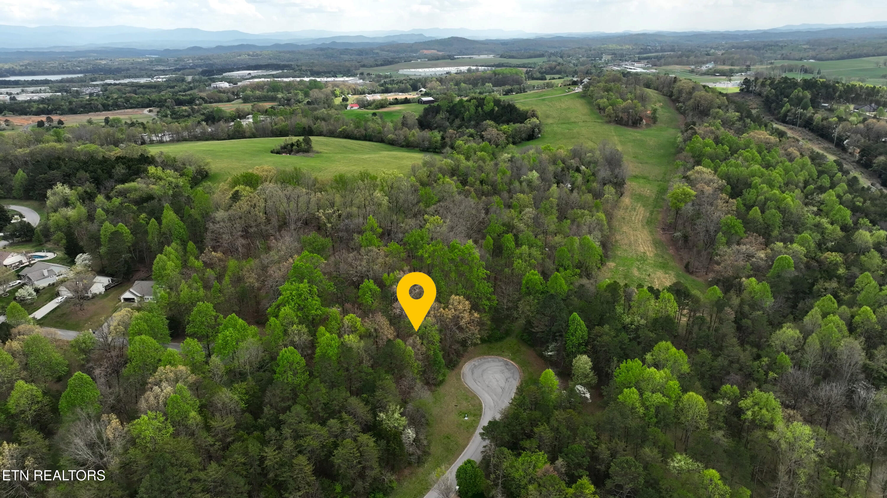 765 Wood Duck Drive Vonore TN 37885