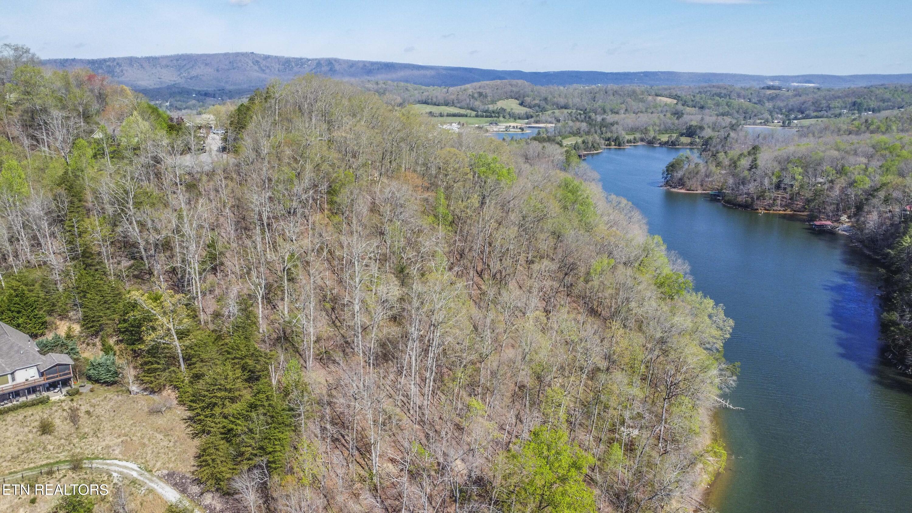 106 Eerie Point Rockwood TN 37854