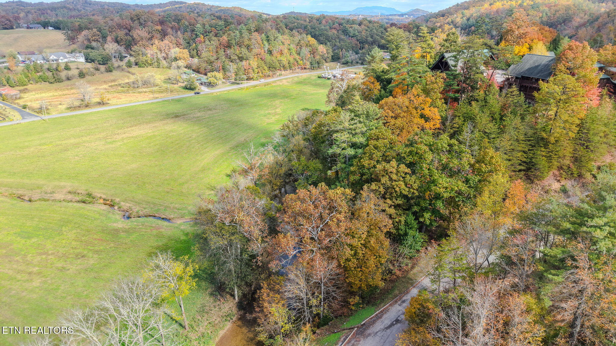 Lot 5 Mountain Lodge Way Sevierville TN 37862