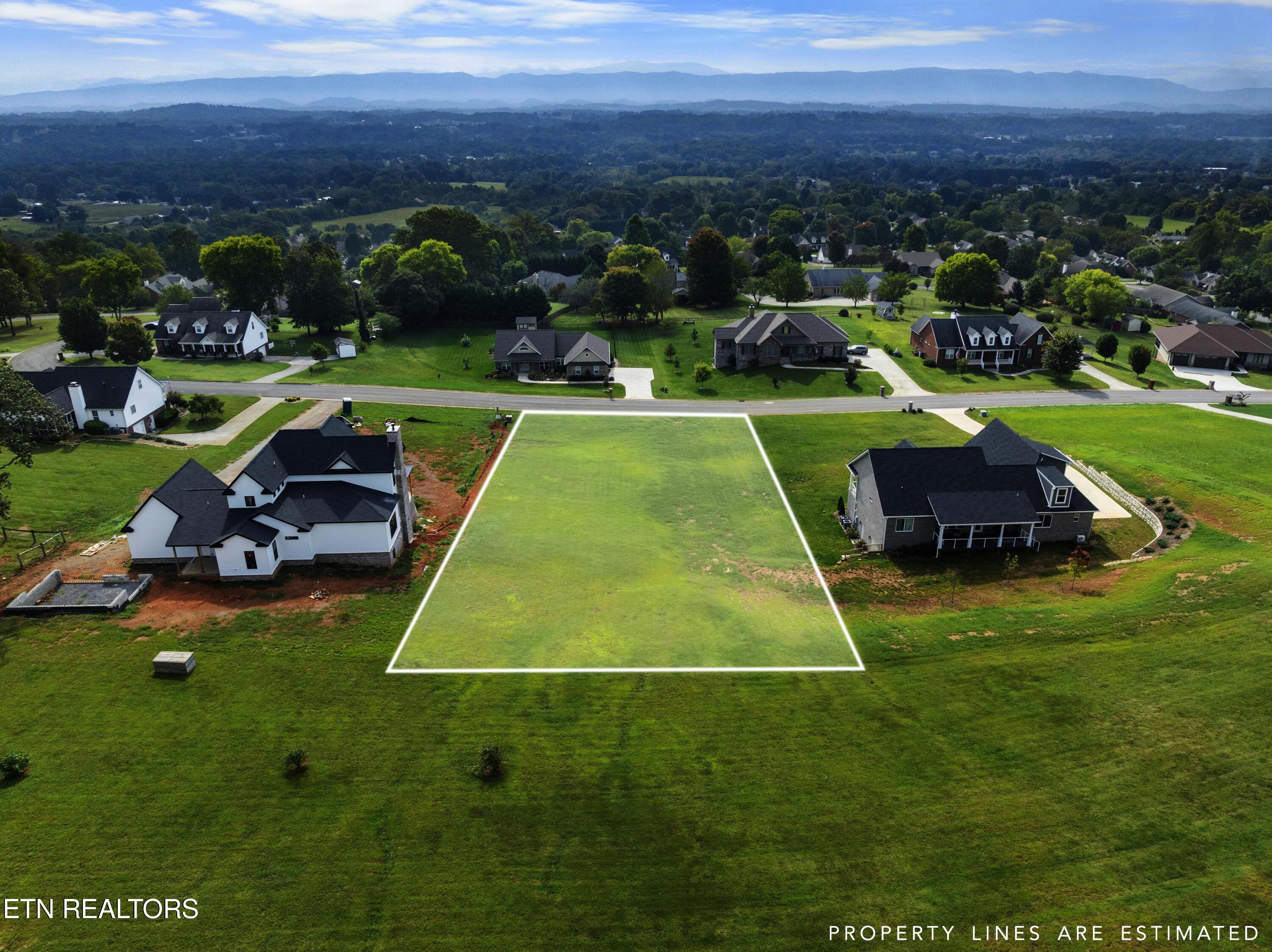 1153 Summerfield Drive Maryville TN 37801