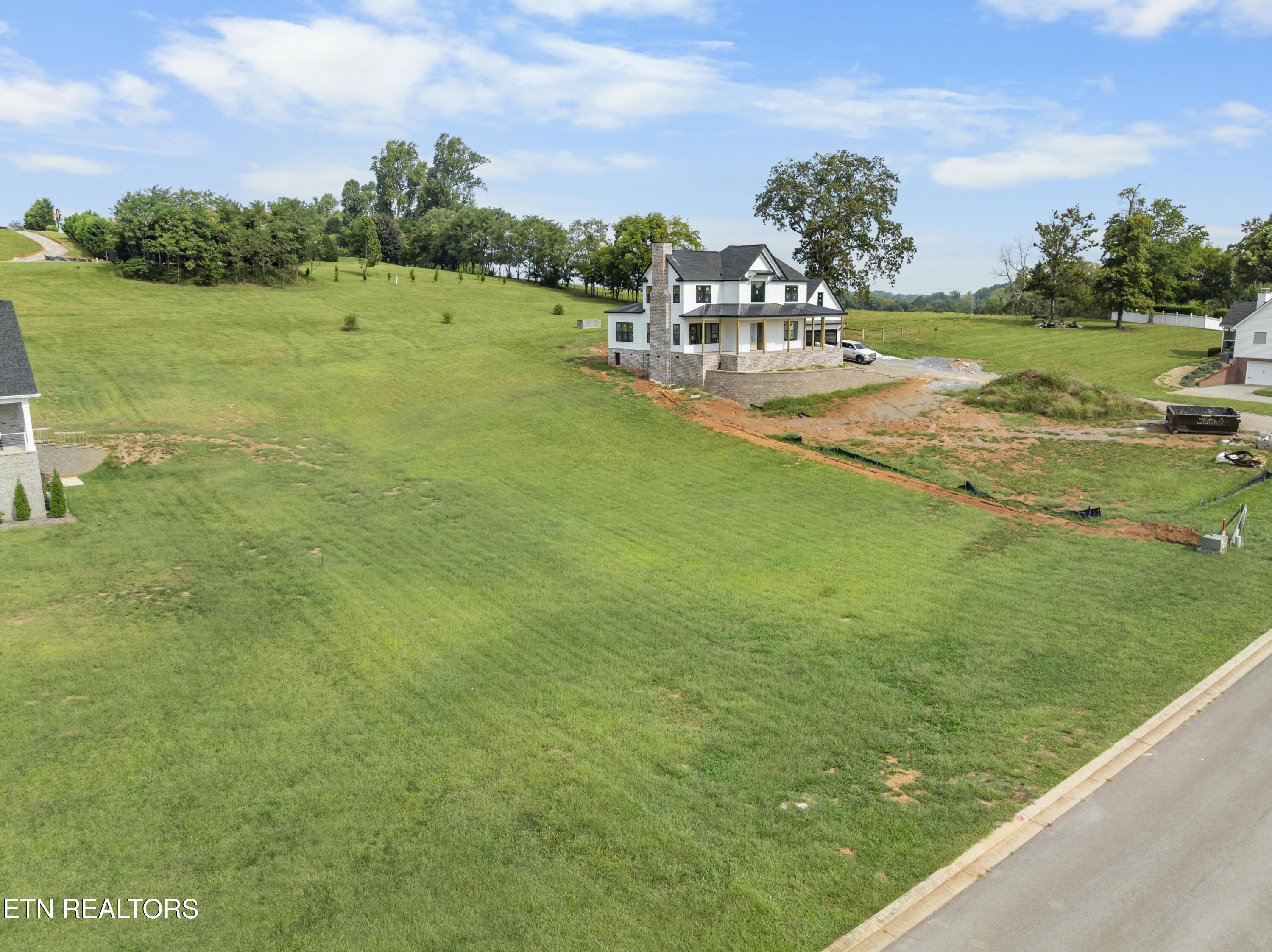 1153 Summerfield Drive Maryville TN 37801