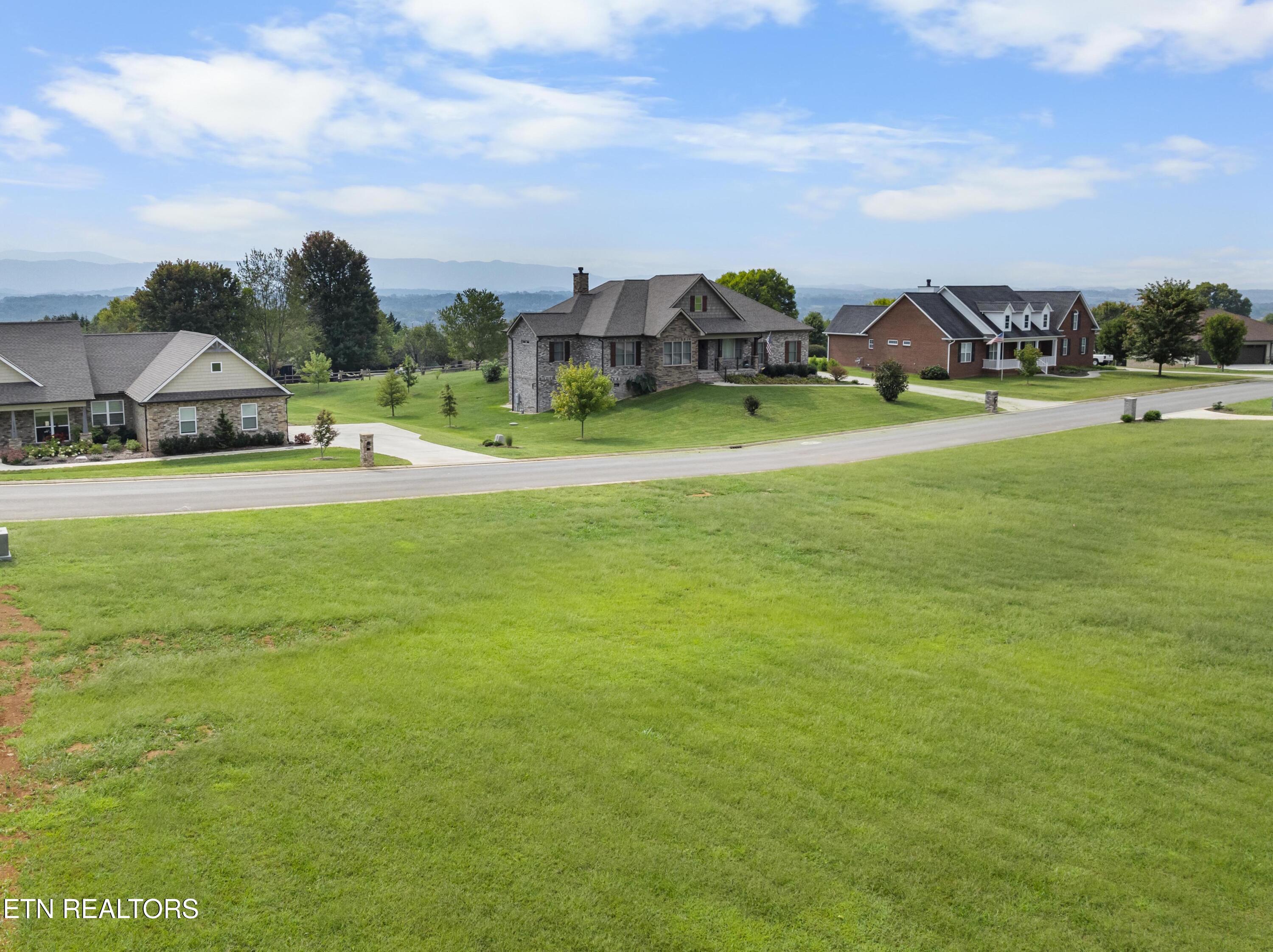 1153 Summerfield Drive Maryville TN 37801