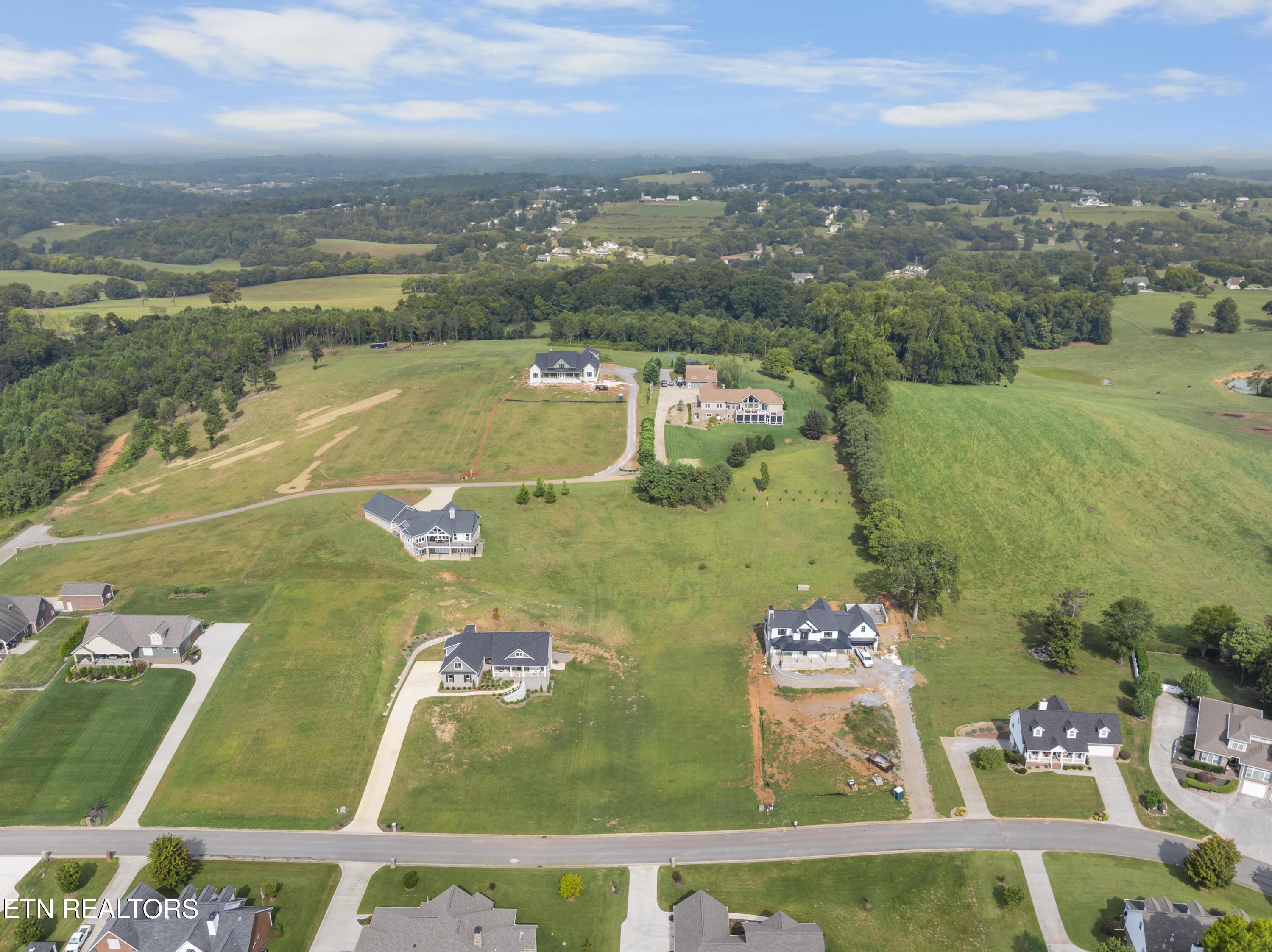 1153 Summerfield Drive Maryville TN 37801