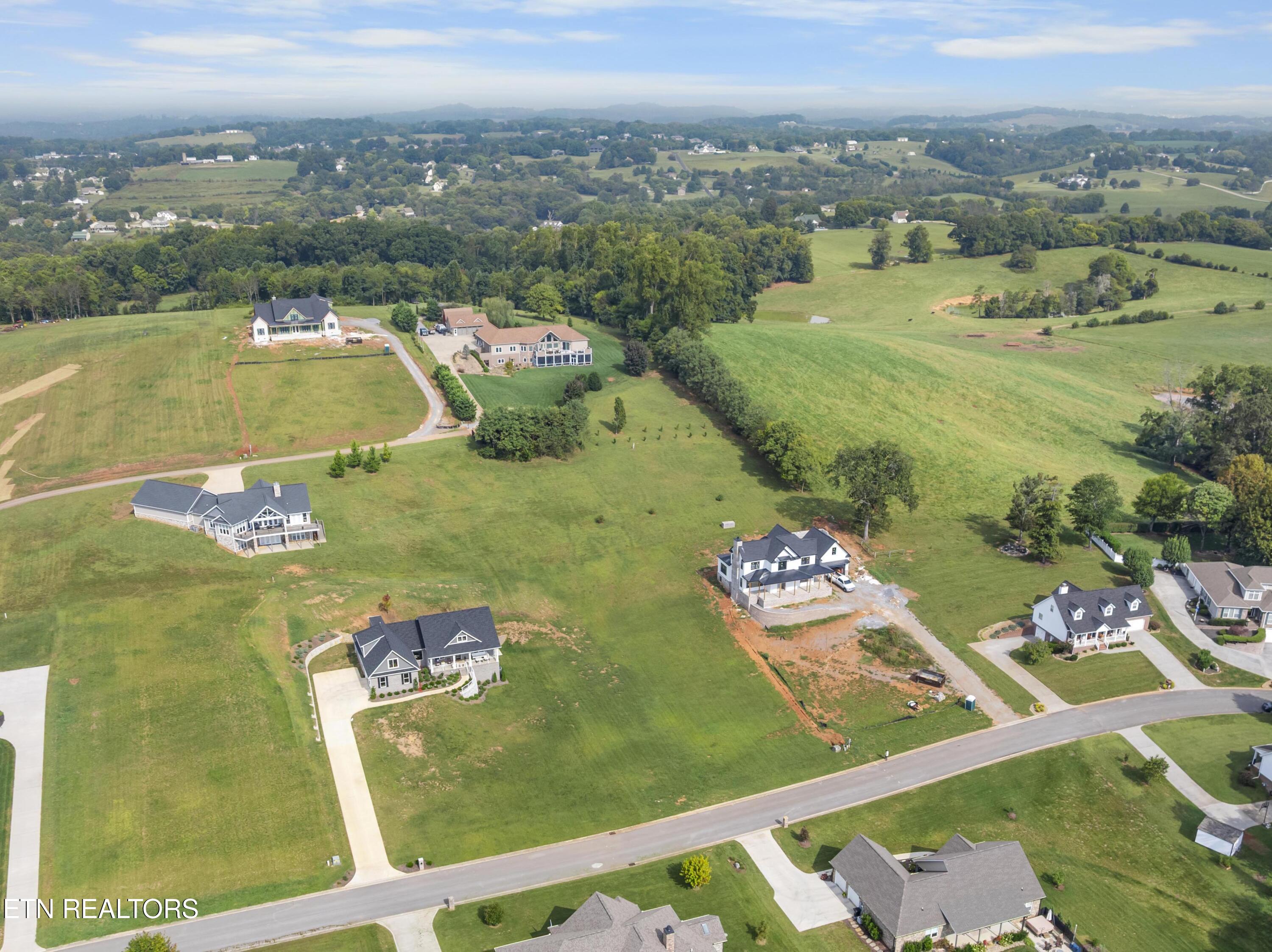 1153 Summerfield Drive Maryville TN 37801