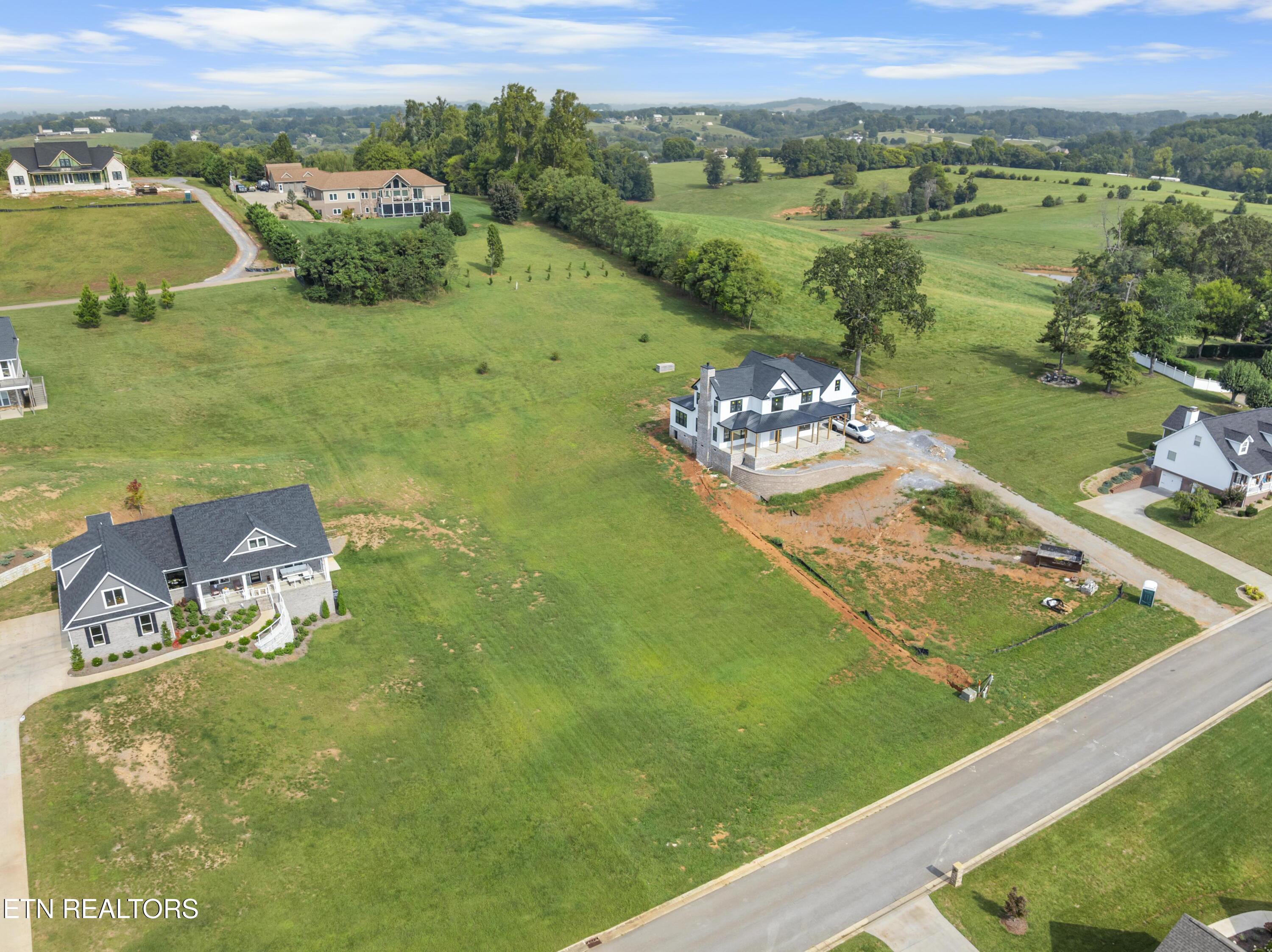 1153 Summerfield Drive Maryville TN 37801