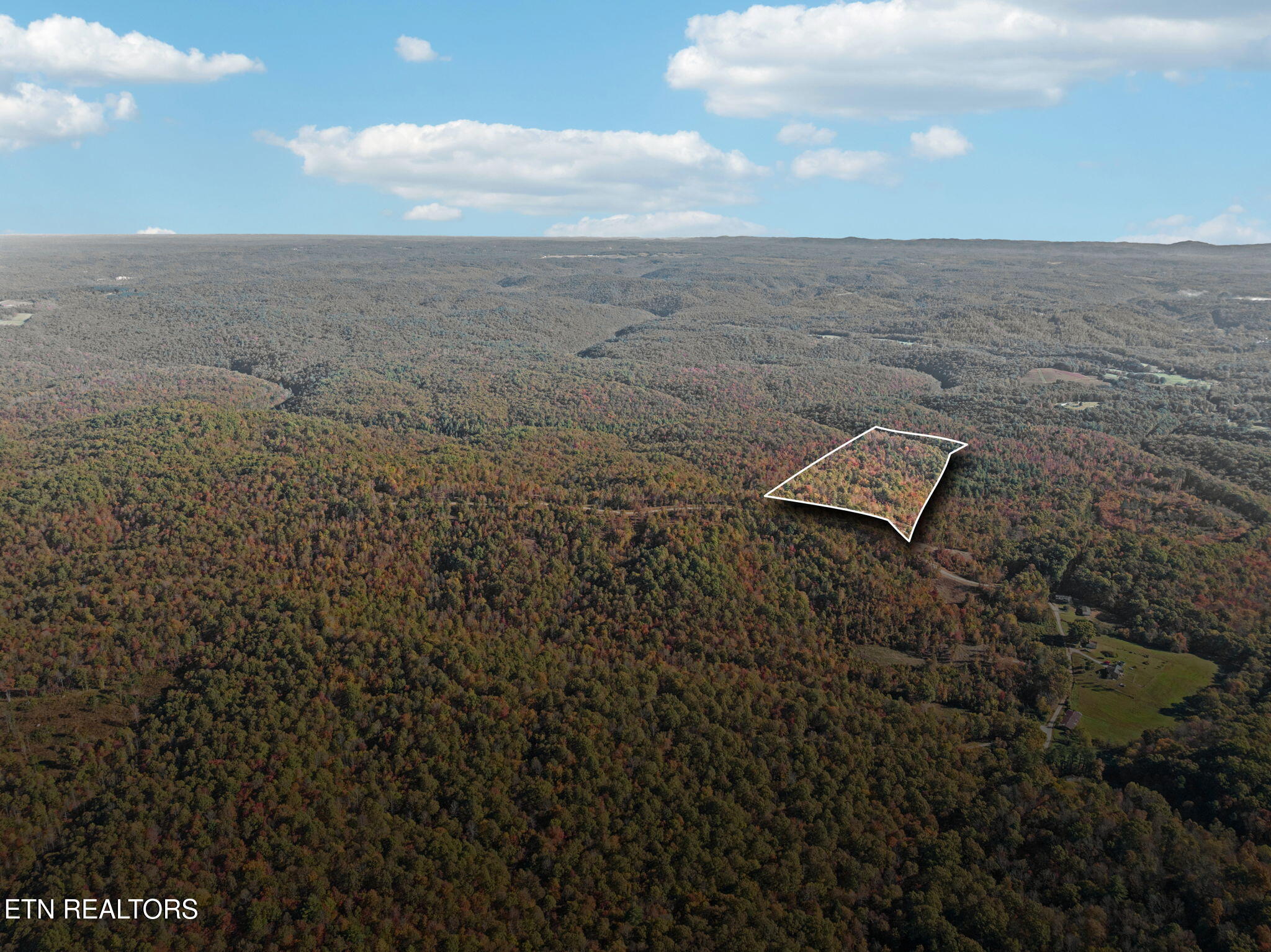 Sheep Ranch Road Robbins TN 37852