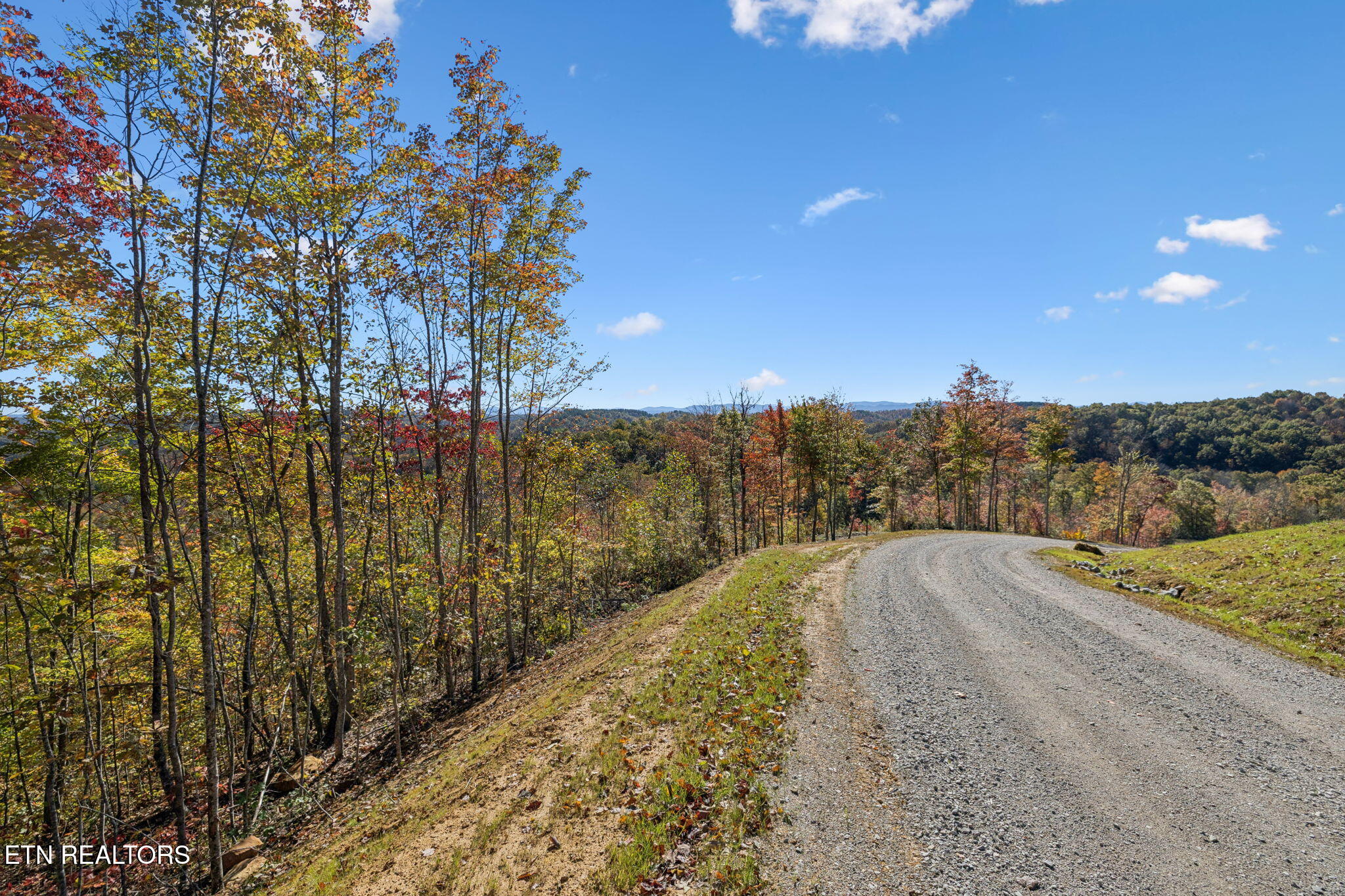 Sheep Ranch Road Robbins TN 37852
