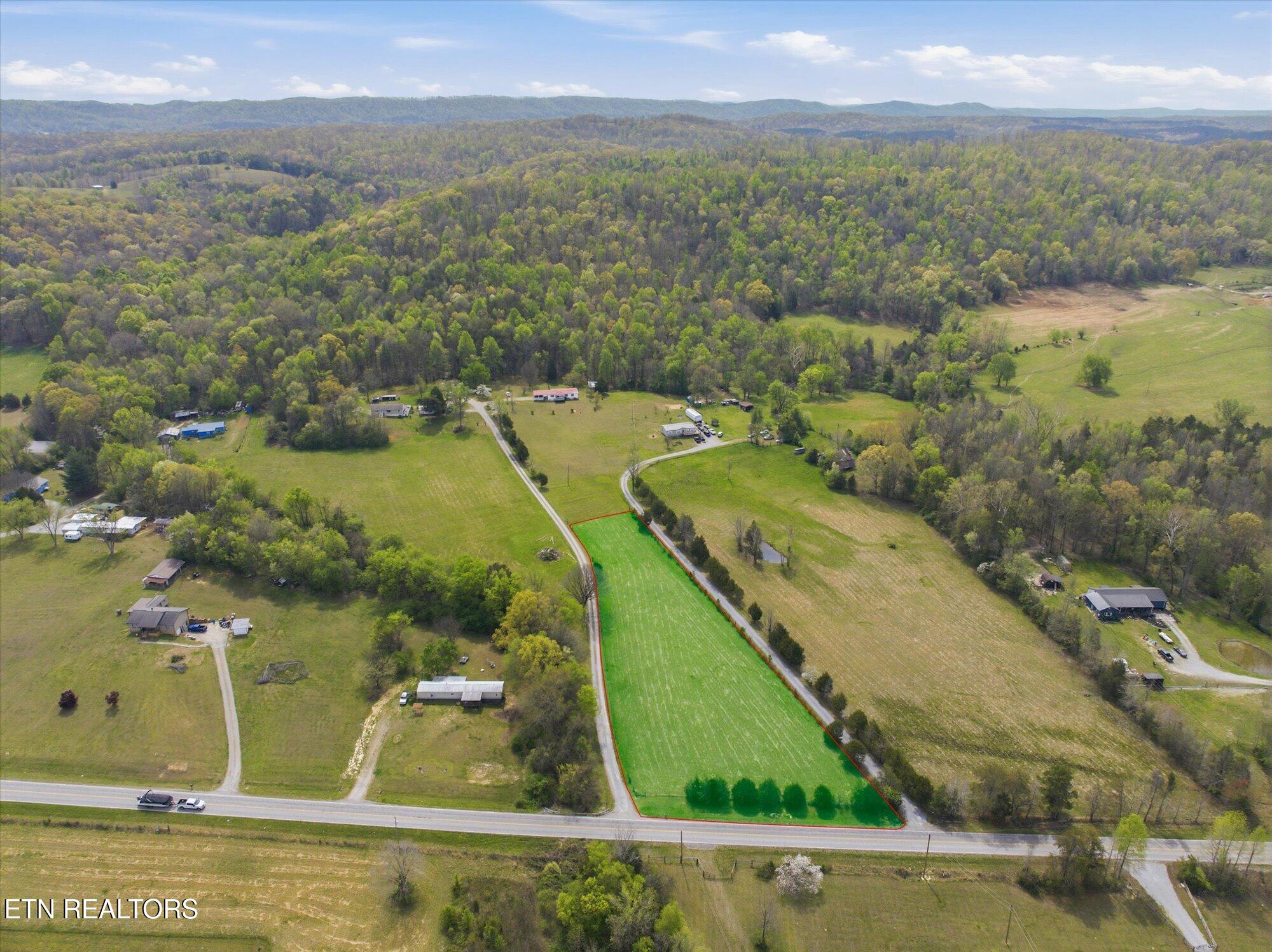2777 River Road Ten Mile TN 37880