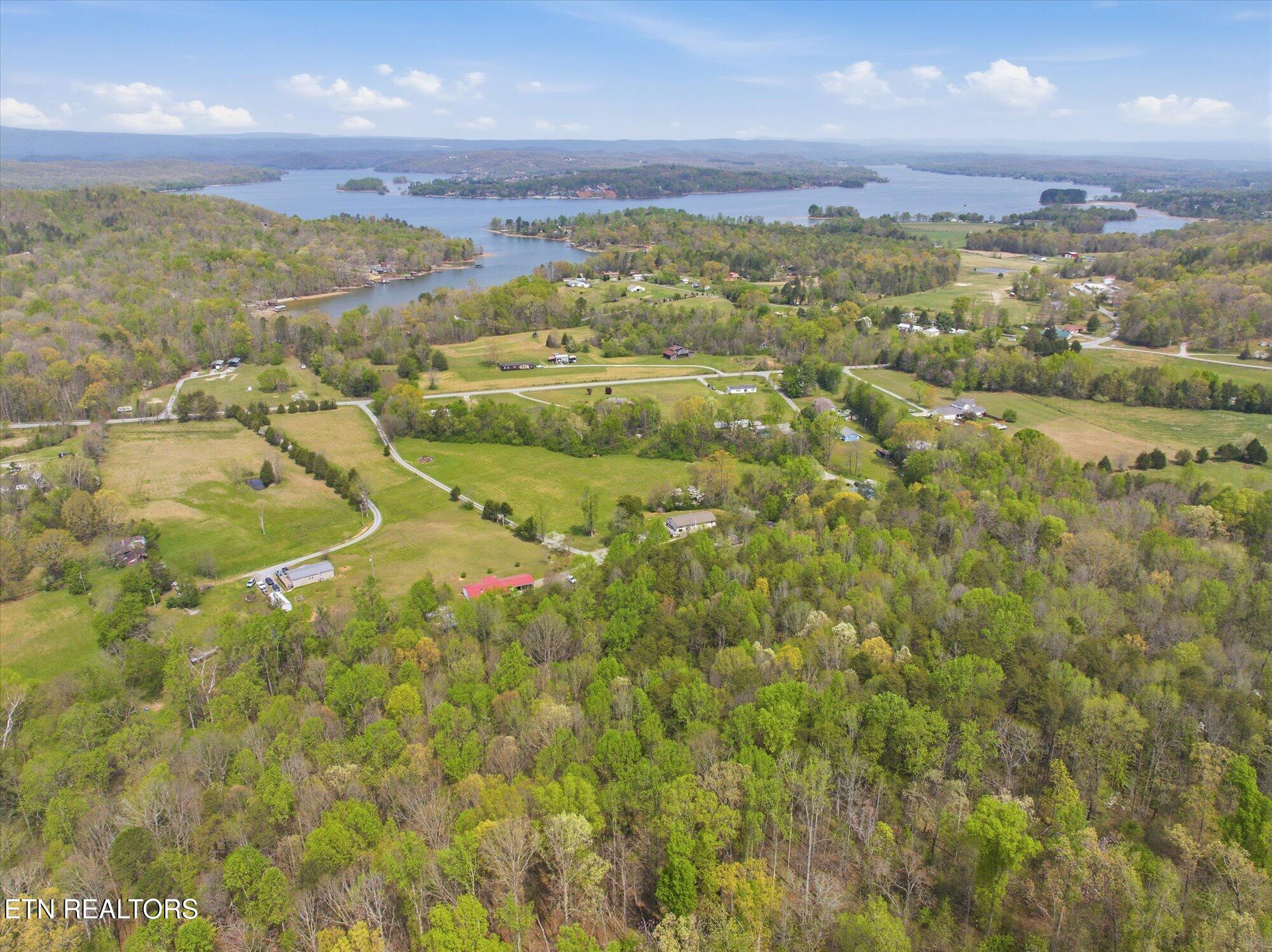 2777 River Road Ten Mile TN 37880