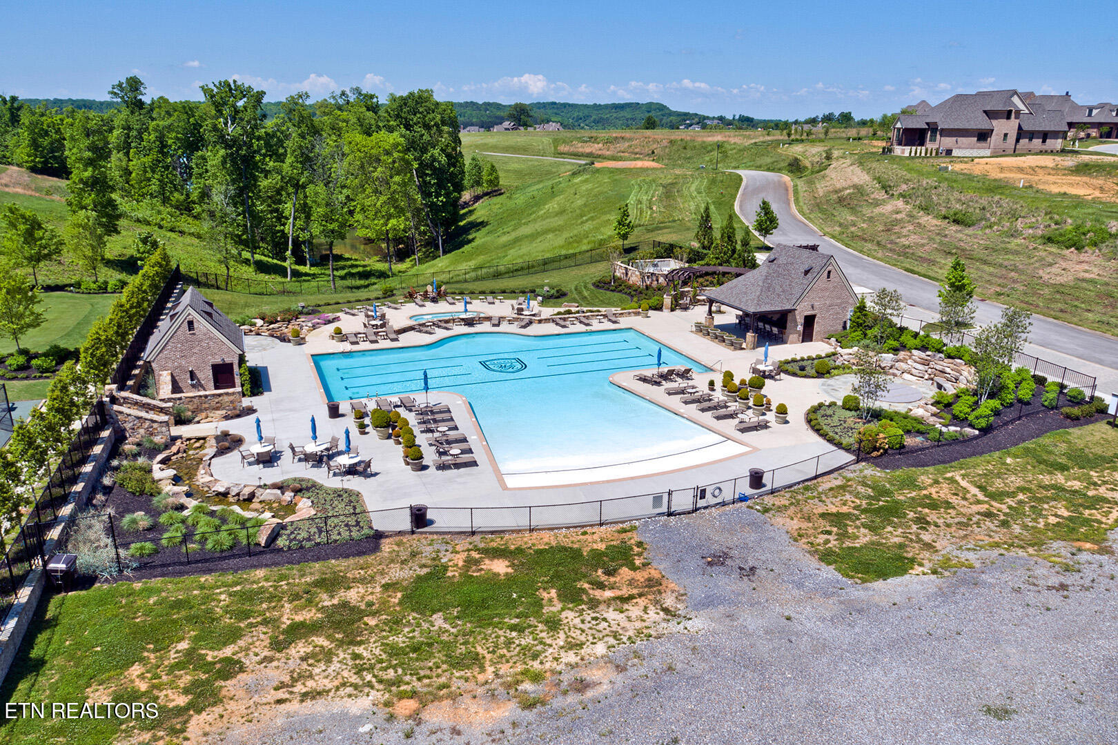 16718 Lighthouse Pointe Drive Lenoir City TN 37772