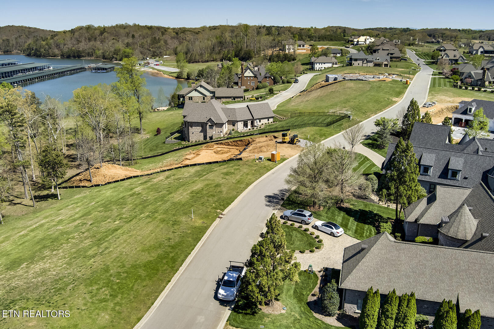 16718 Lighthouse Pointe Drive Lenoir City TN 37772