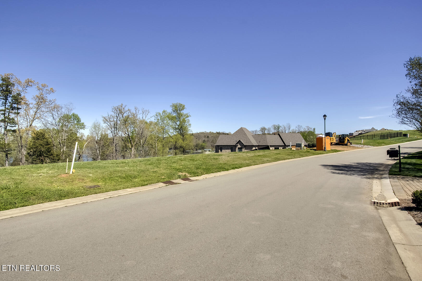 16718 Lighthouse Pointe Drive Lenoir City TN 37772