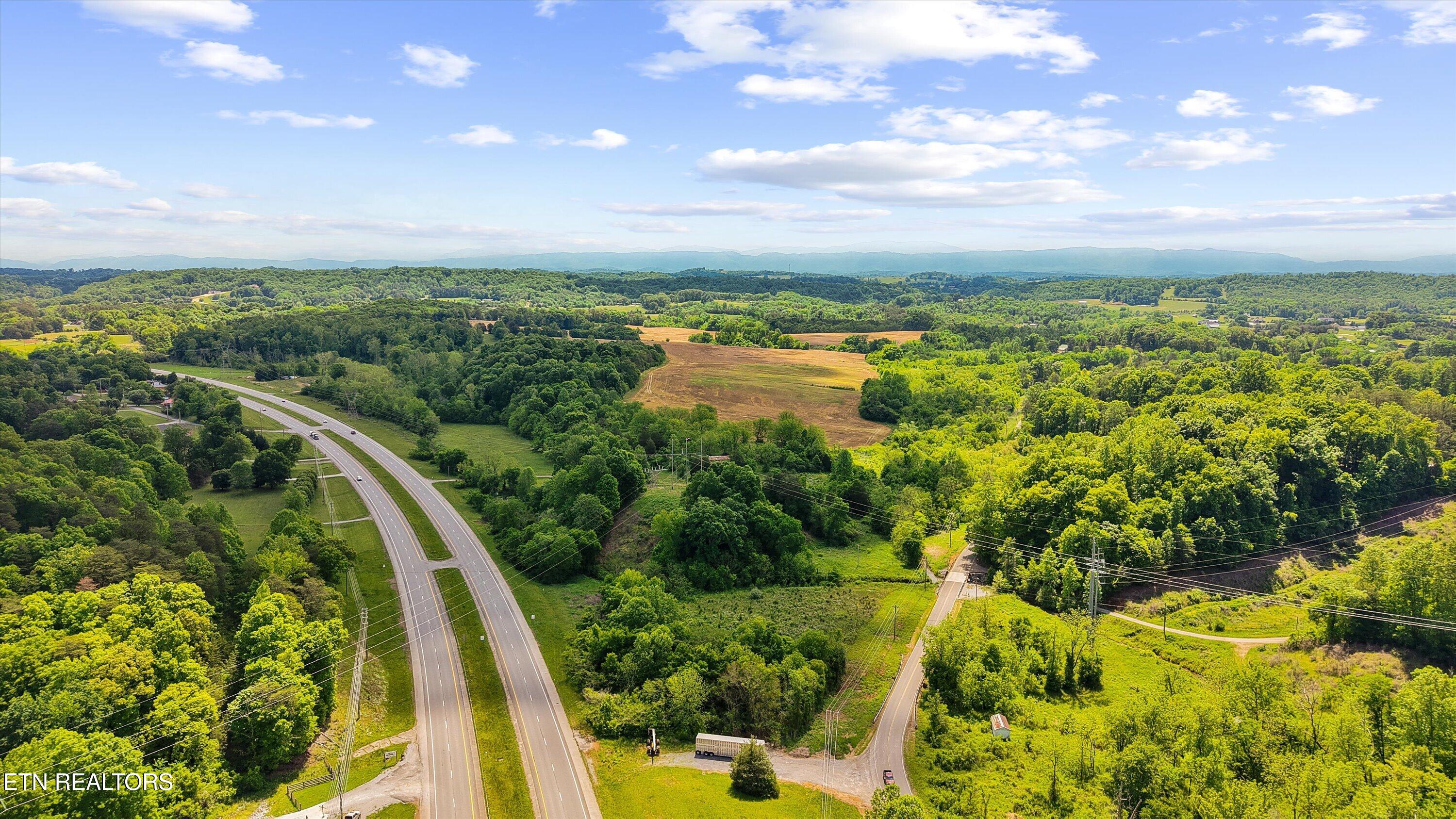 3245 W Lamar Alex Parkway Friendsville TN 37737