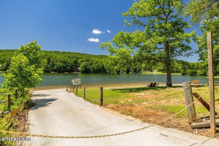 6838 Flats Road Tallassee TN 37878