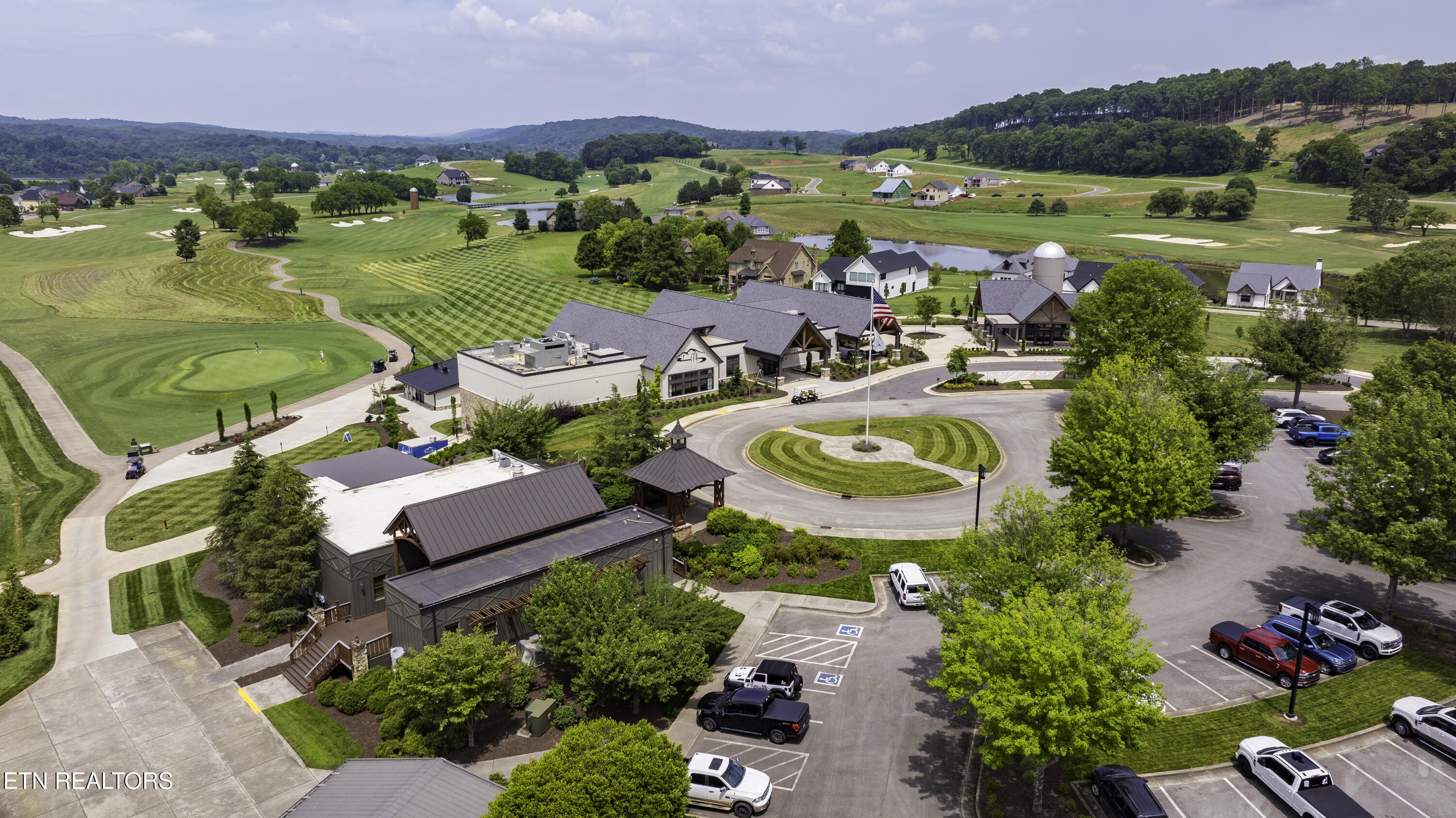 595 Bobcat Run Drive Loudon TN 37774