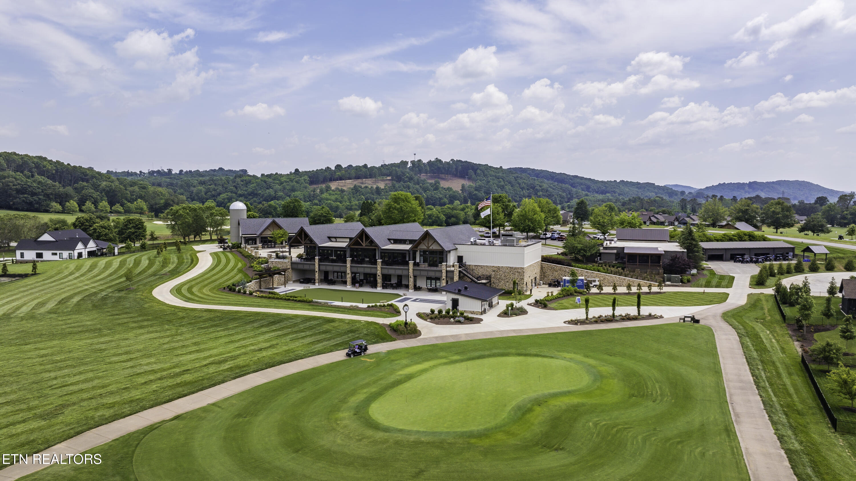595 Bobcat Run Drive Loudon TN 37774