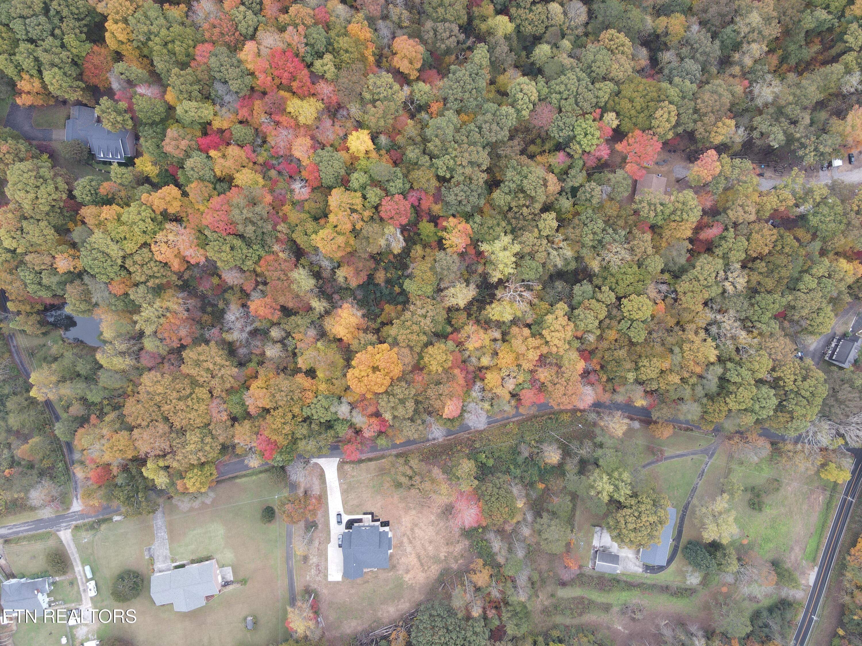 126 Pleasant View Loop Road Clinton TN 37716