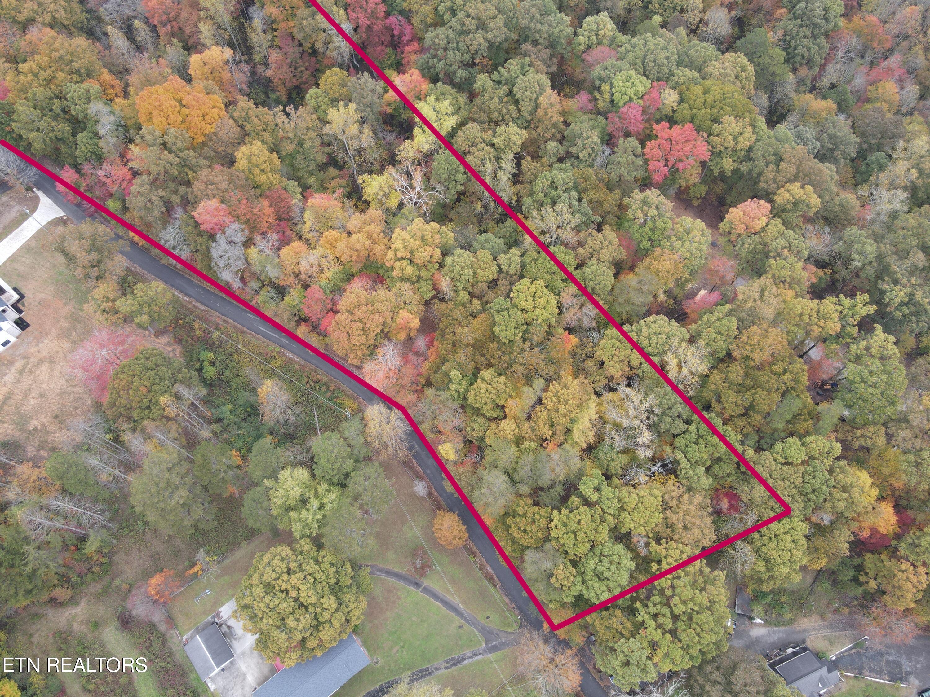 126 Pleasant View Loop Road Clinton TN 37716