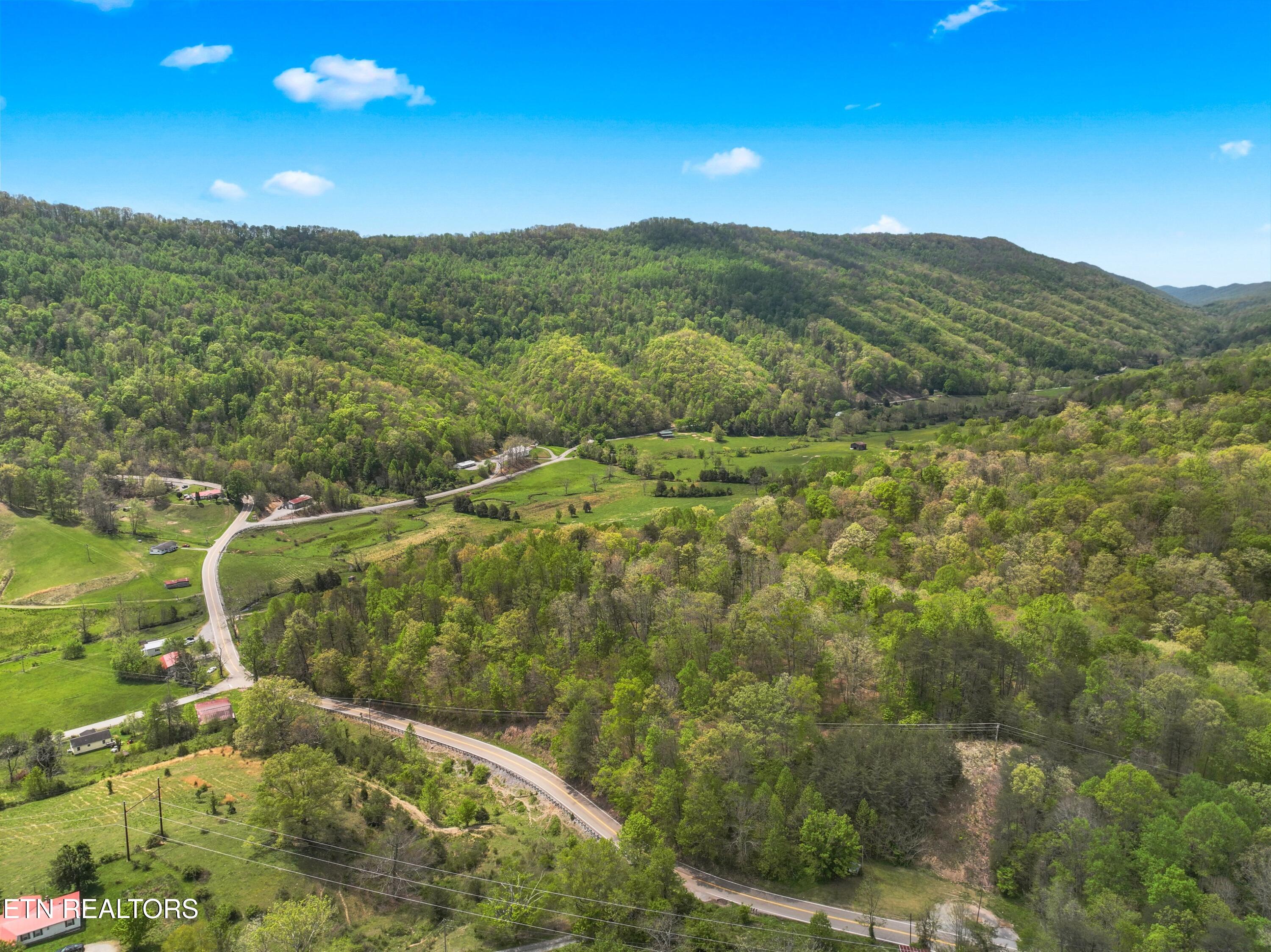 Douglas Drive Sneedville TN 37869