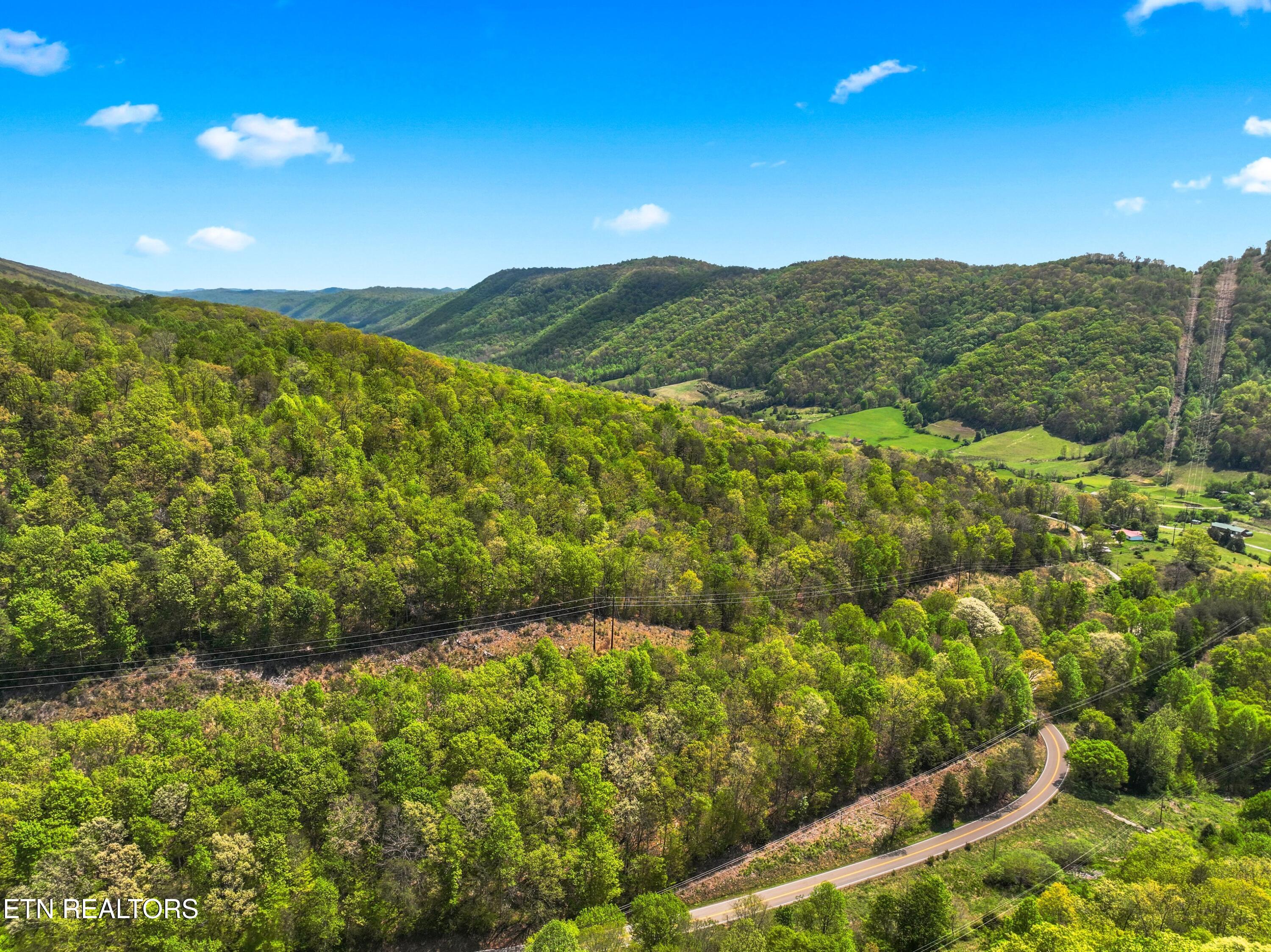 Douglas Drive Sneedville TN 37869