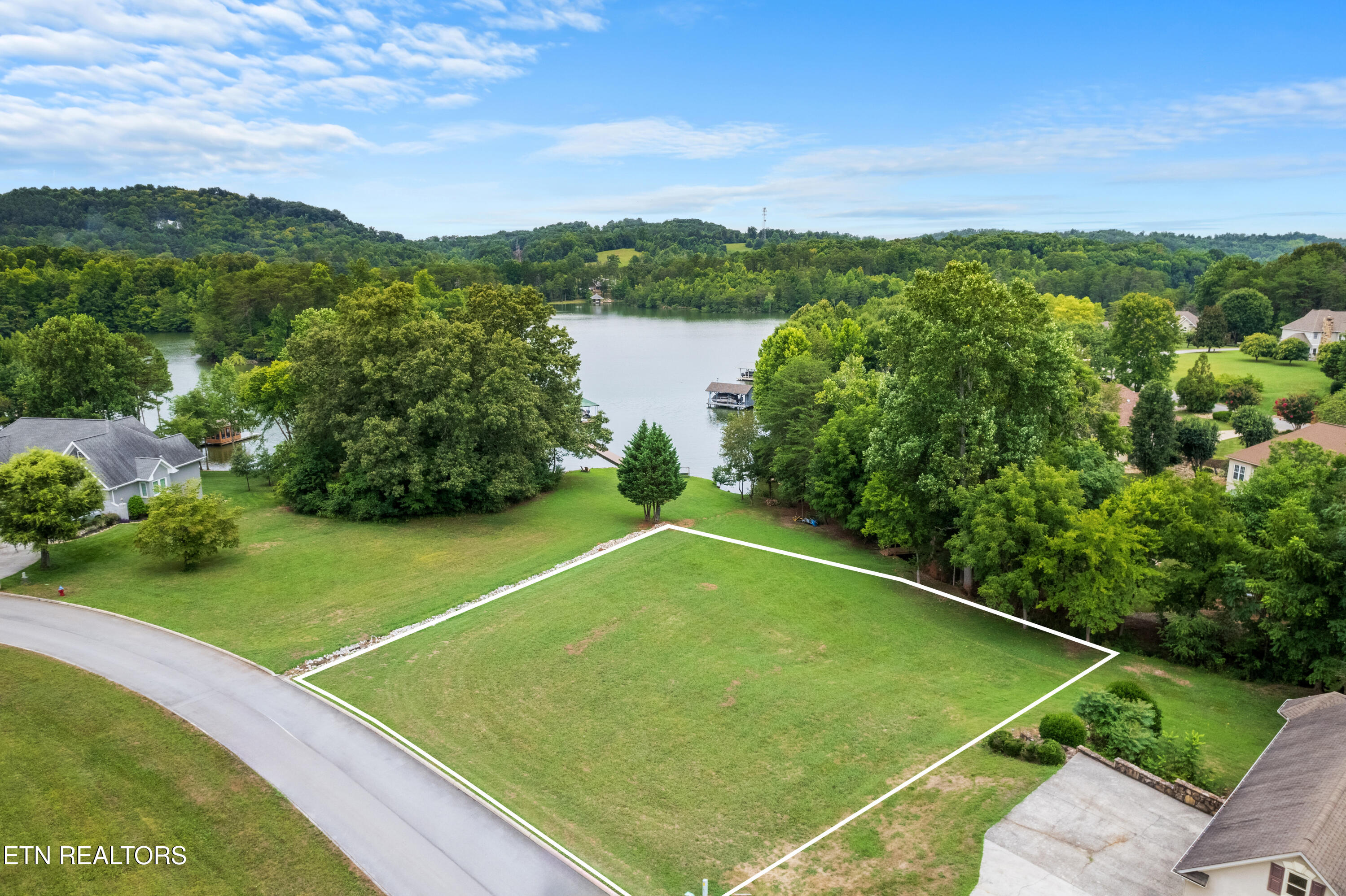 708 Wood Duck Drive Vonore TN 37885