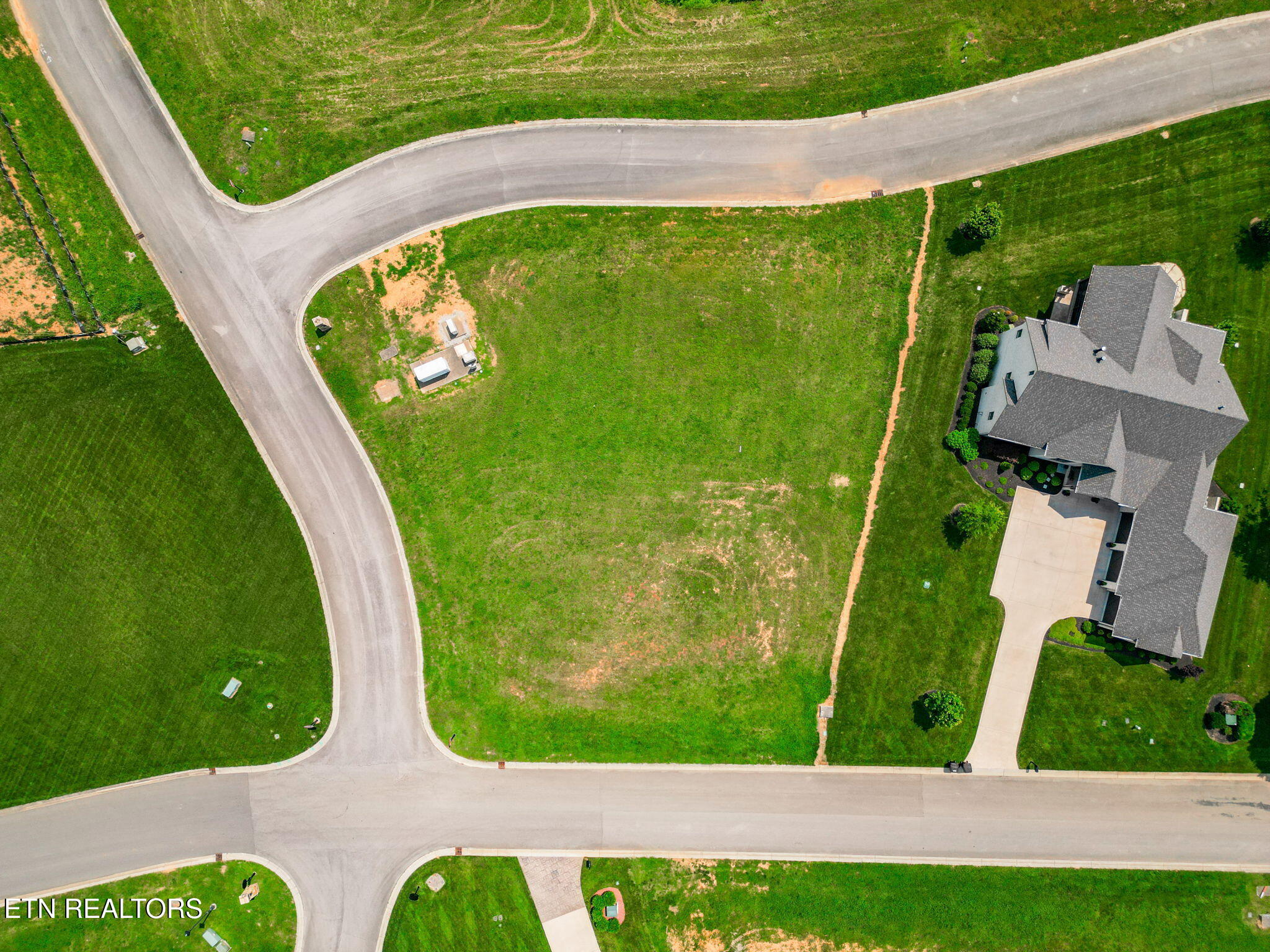 210 Beacon Court Lenoir City TN 37772
