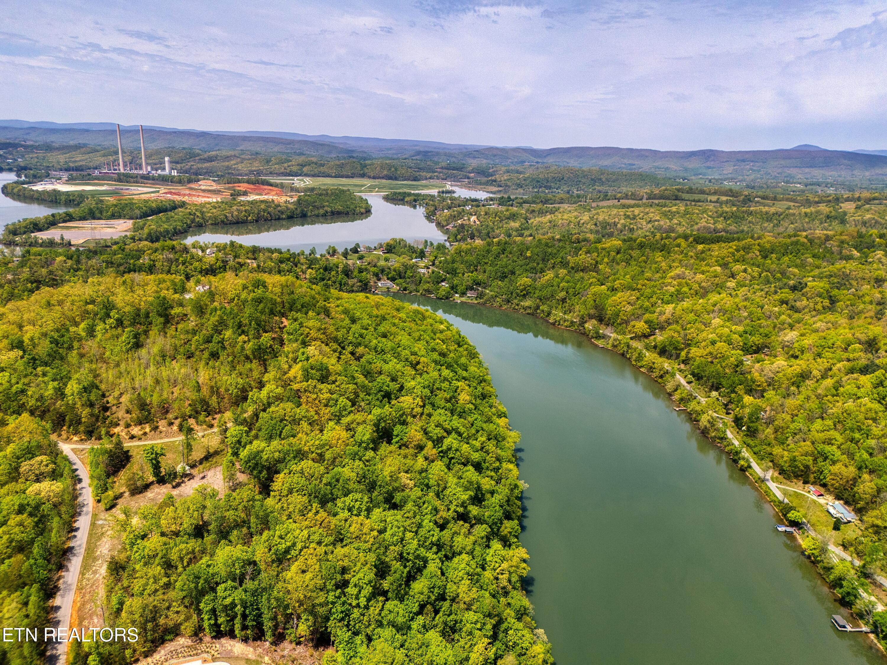 1003 Sheerwater Road Kingston TN 37763