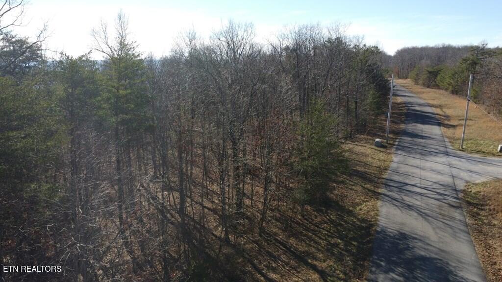 47A Gray Rock View Pikeville TN 37367