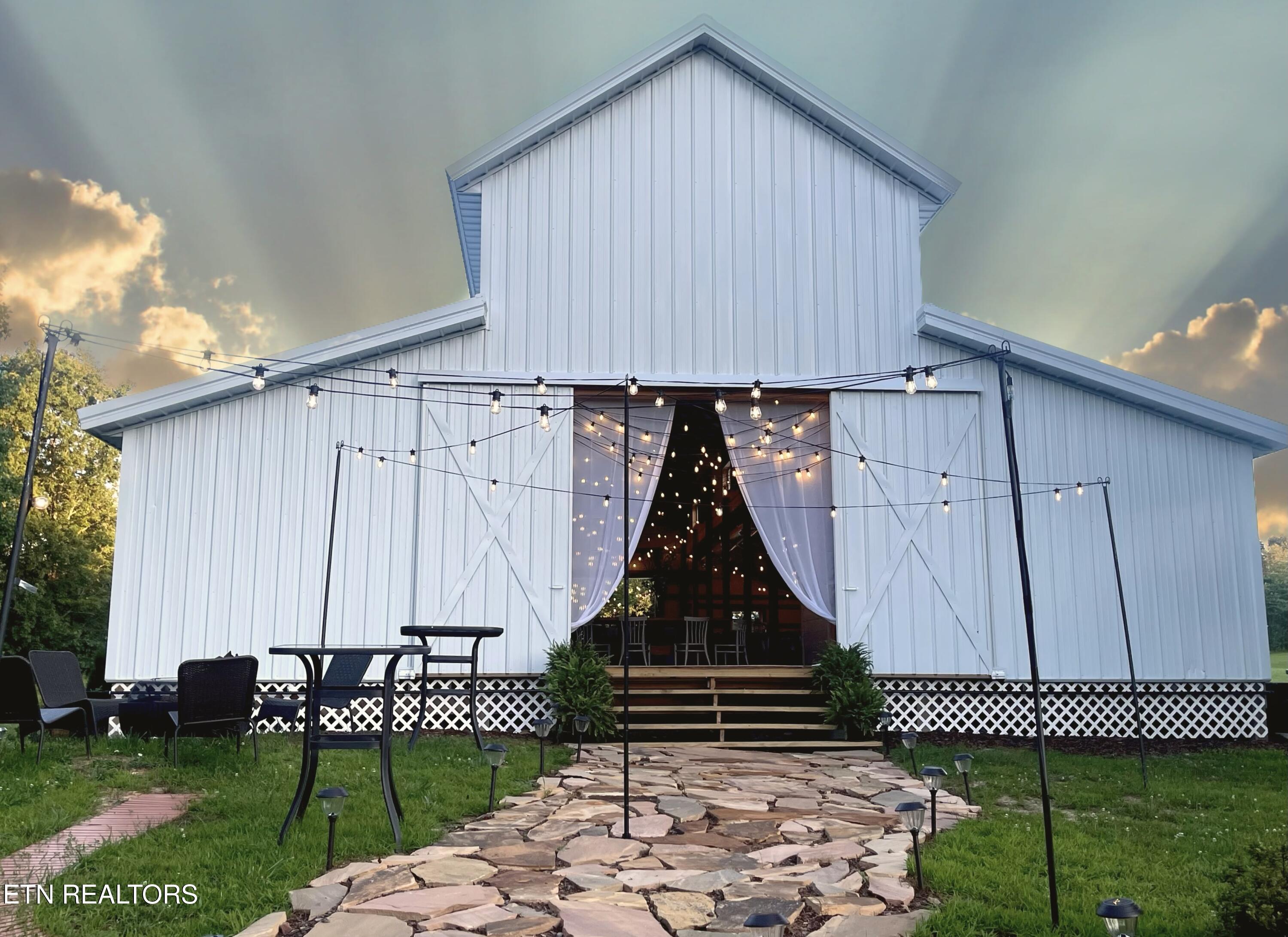 387 Red Williams Road Crossville TN 38555