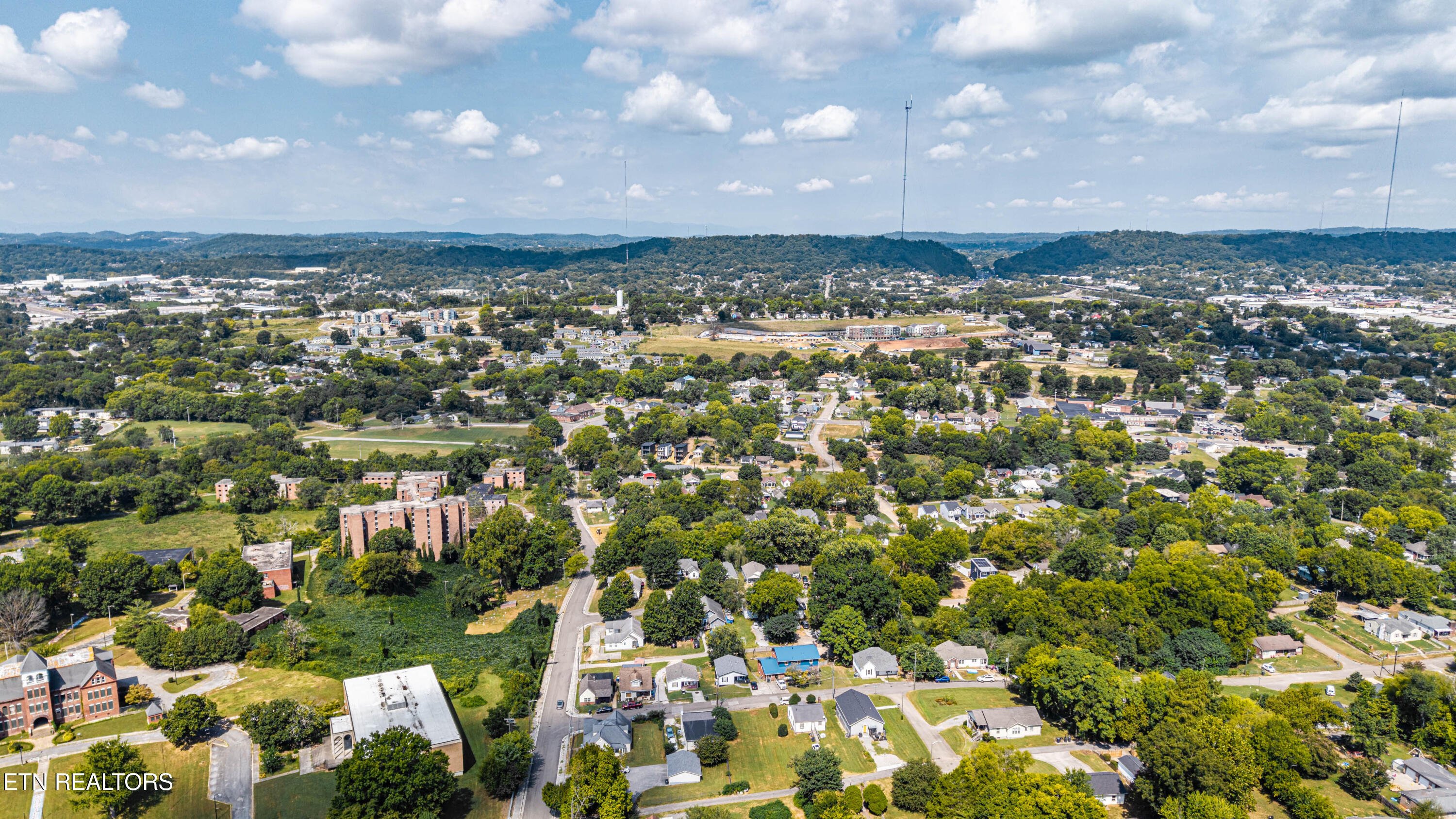 1426 W Baxter Avenue Knoxville TN 37921