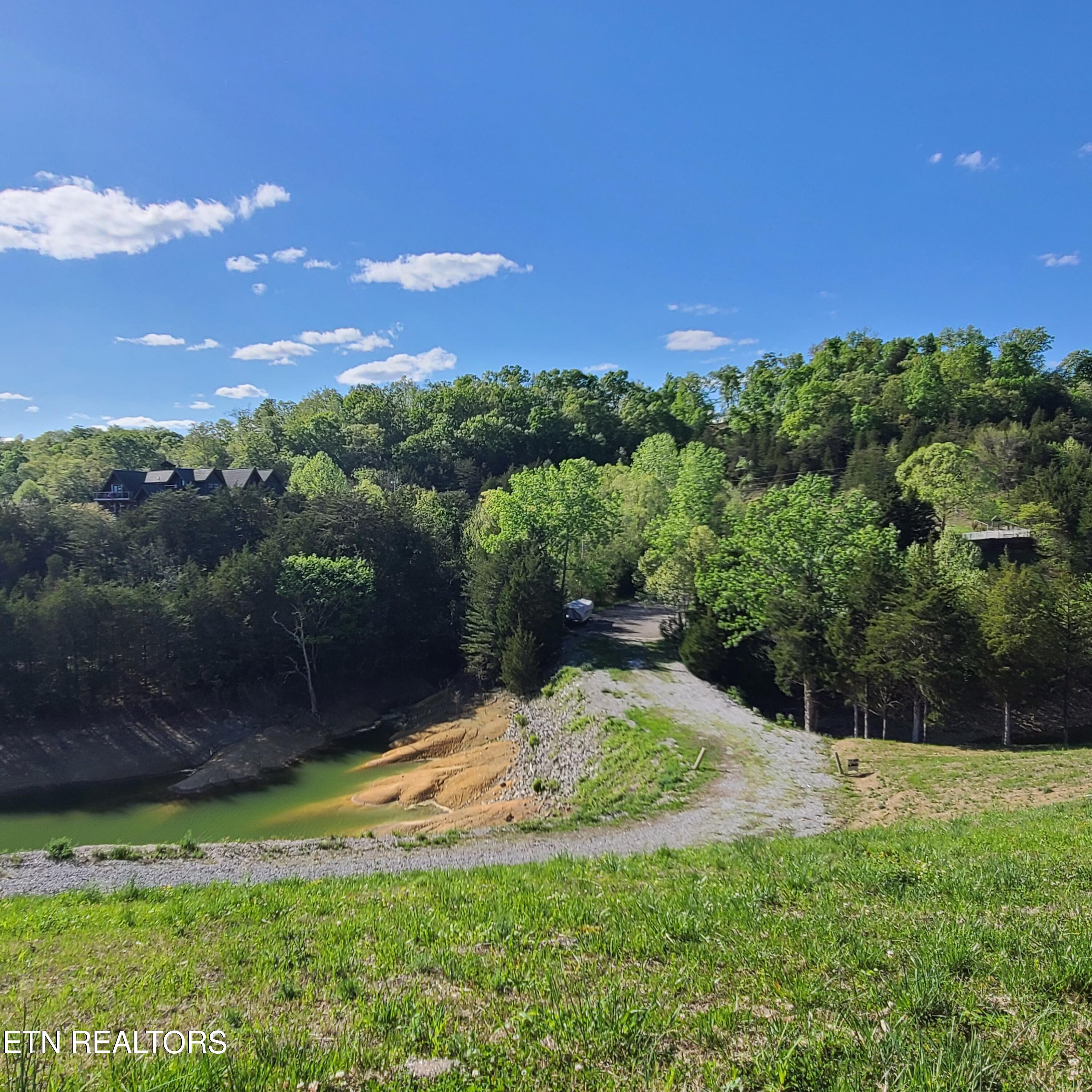 Very Old Barton Trail Dandridge TN 37725