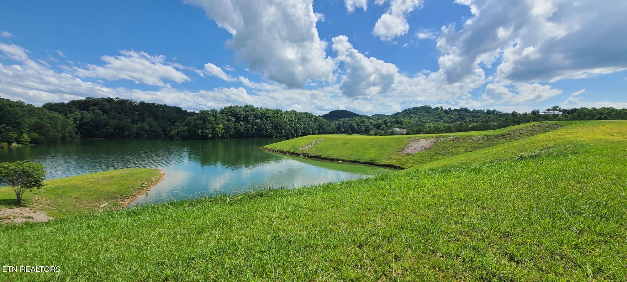 Very Old Barton Trail Dandridge TN 37725
