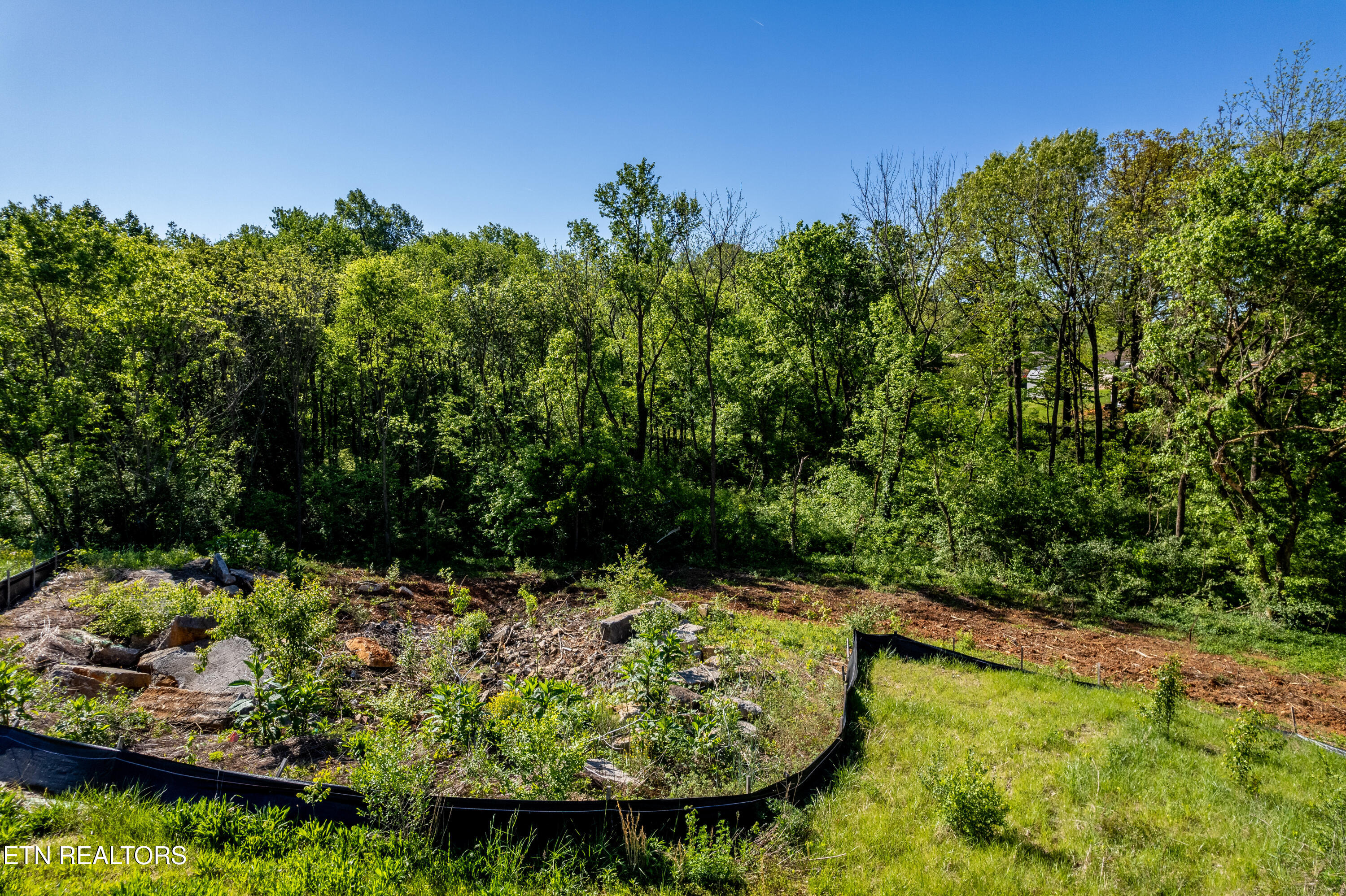 2054 U.s. 411 Maryville TN 37801