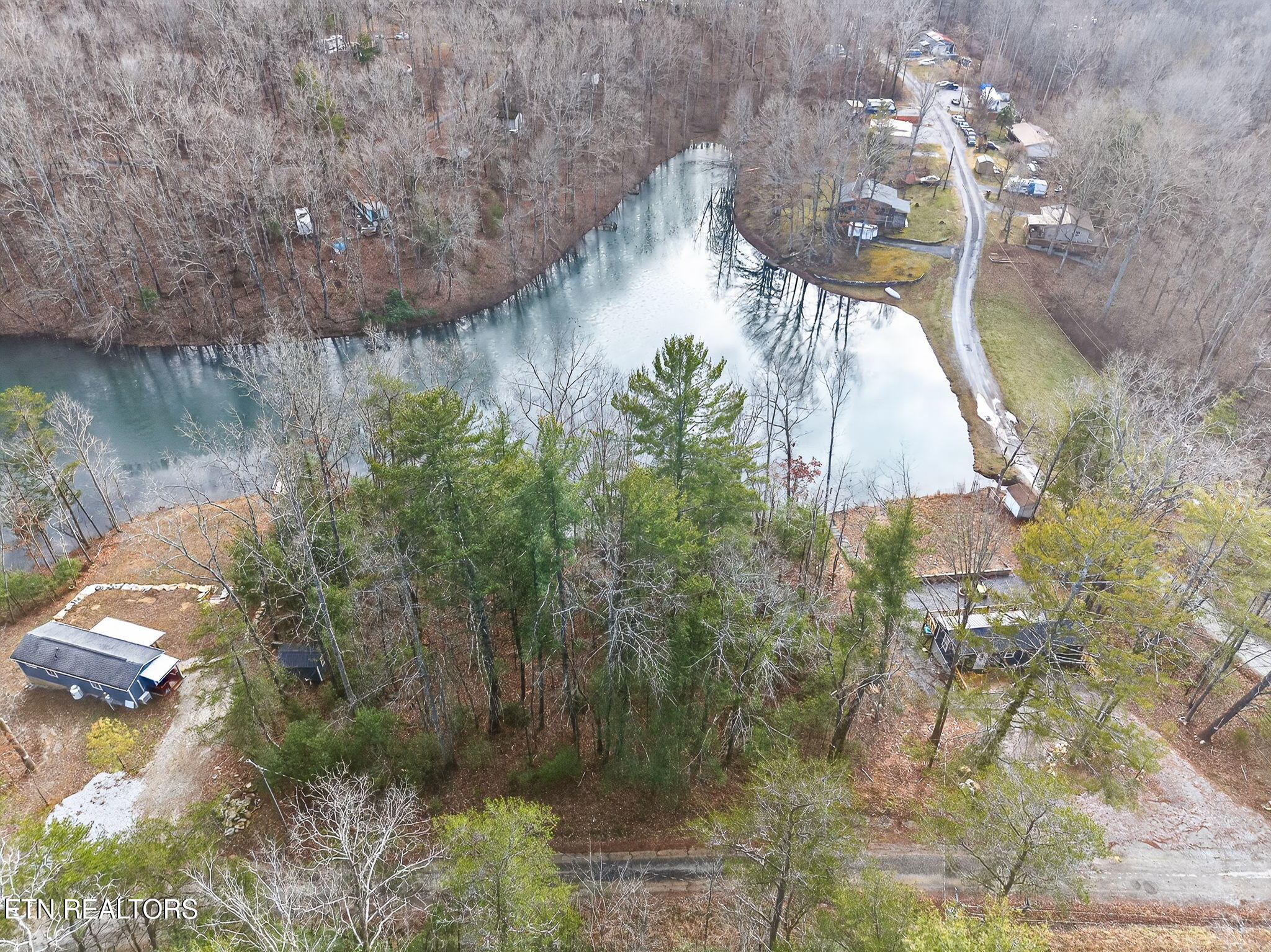 Hickory Hollow Road Crossville TN 38572