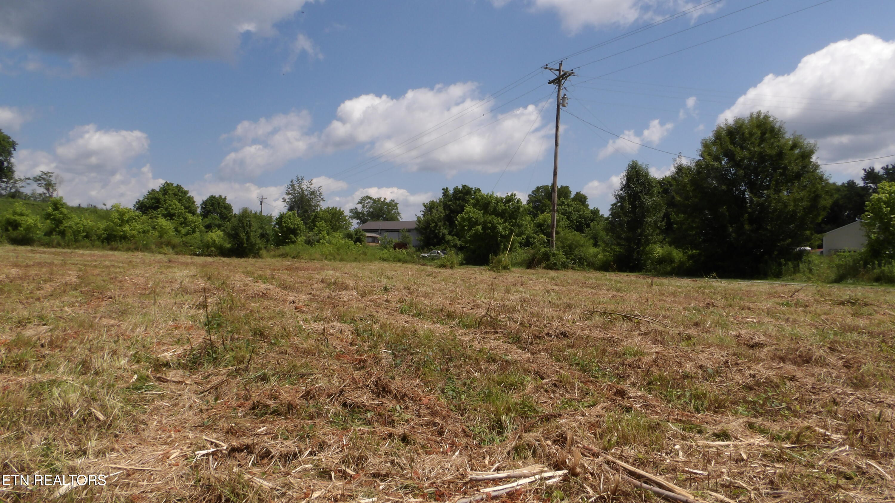 5.6 Ac Lonnie Reecer Road Celina TN 38551