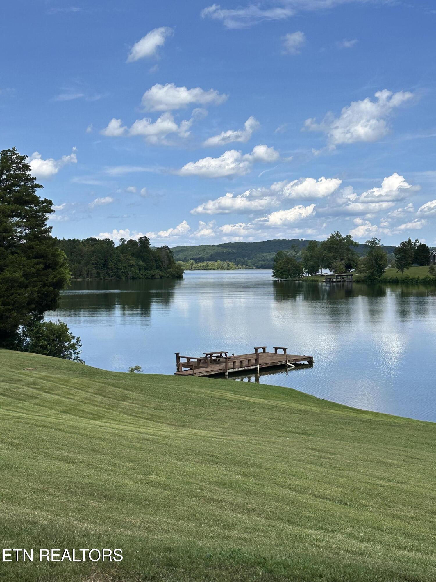 334 Chamberlain Cove Road Kingston TN 37763