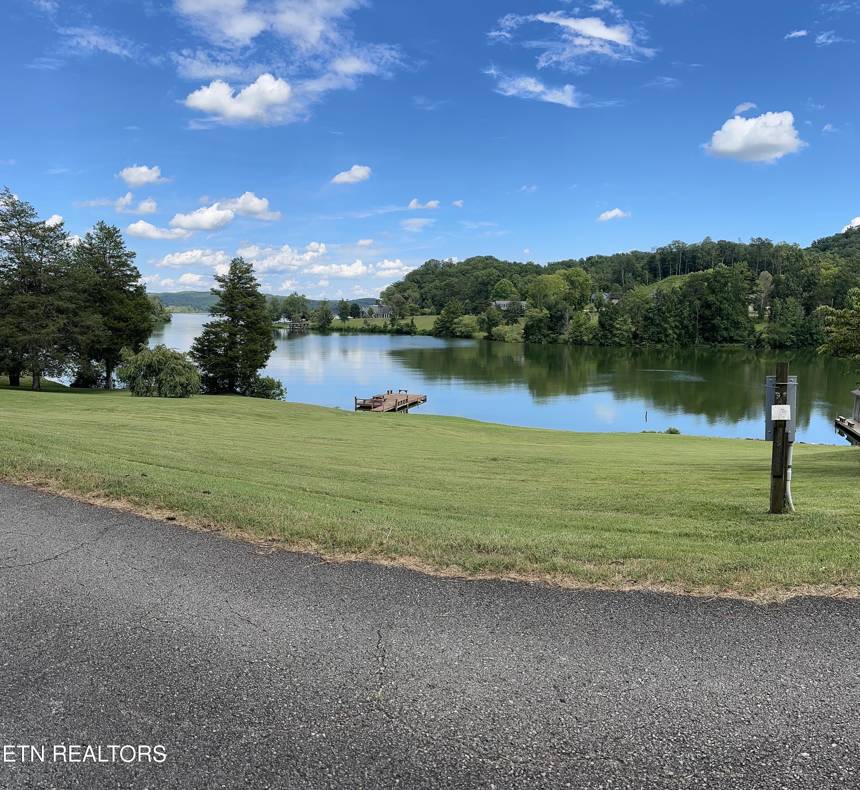 334 Chamberlain Cove Road Kingston TN 37763