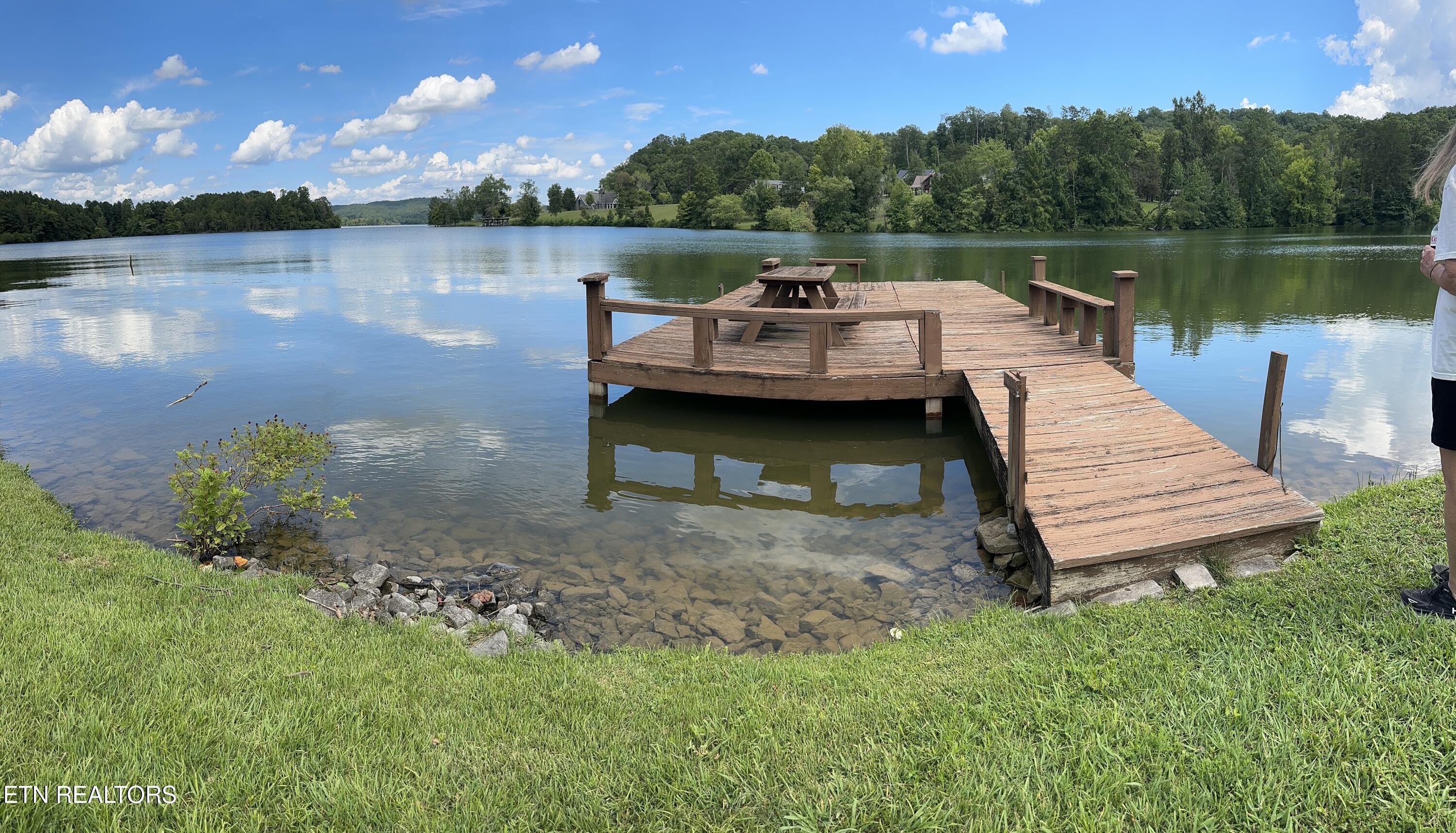 334 Chamberlain Cove Road Kingston TN 37763