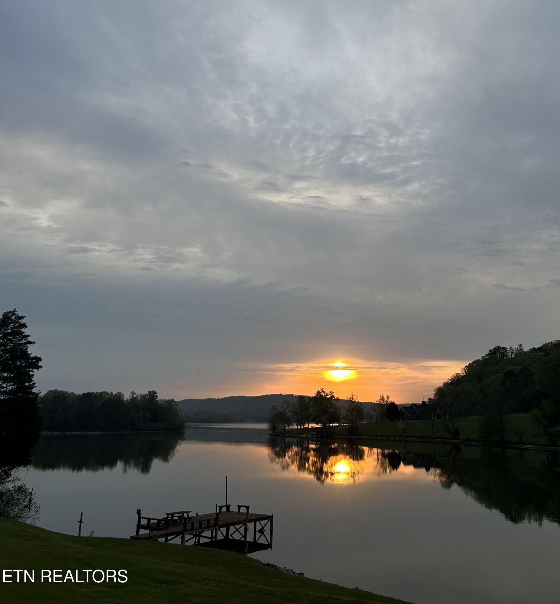 334 Chamberlain Cove Road Kingston TN 37763