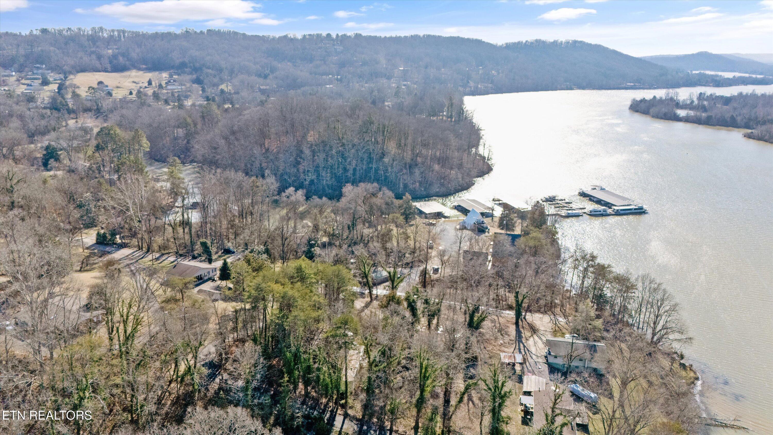9136 Solway Ferry Road Oak Ridge TN 37830