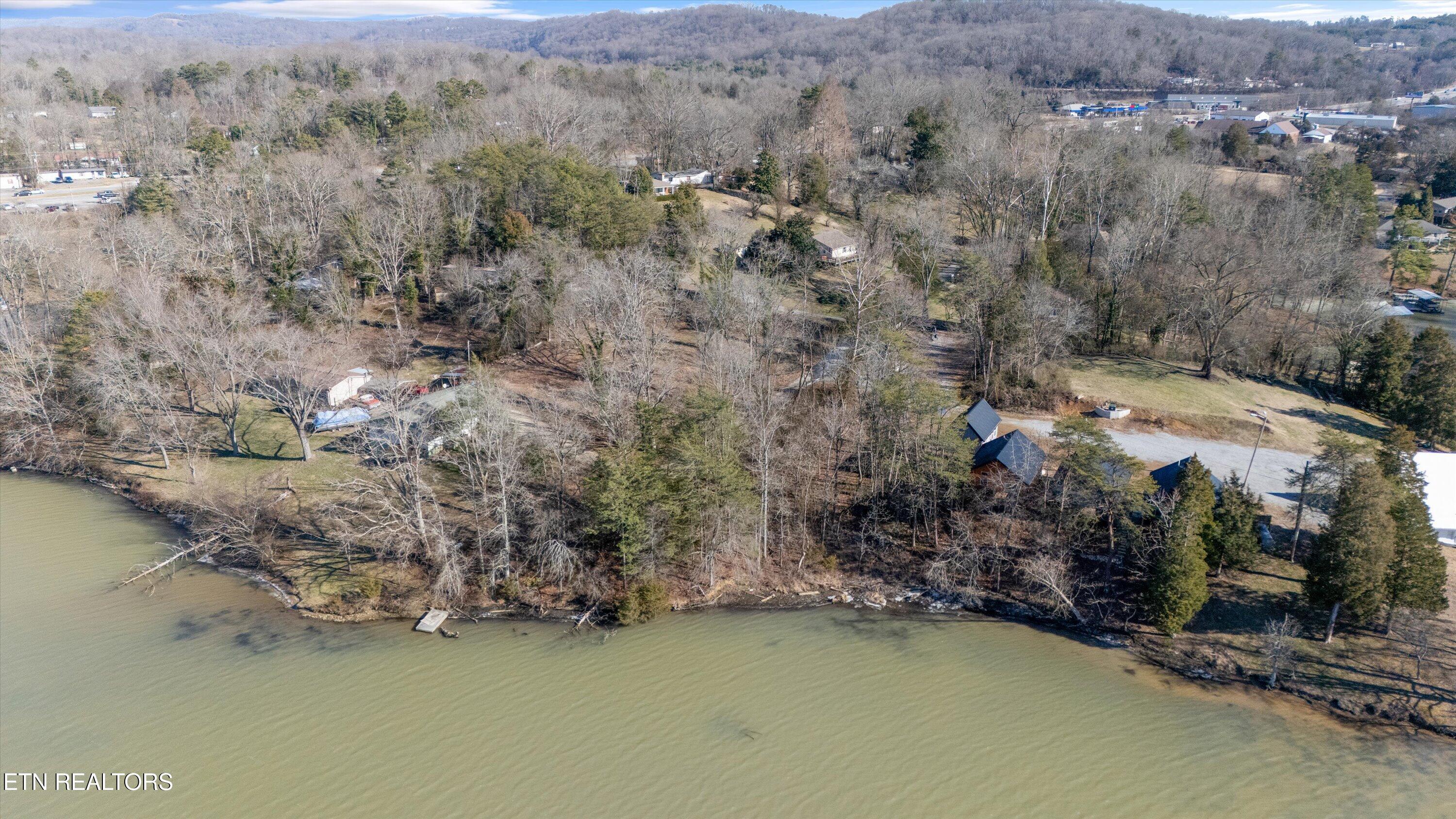 9136 Solway Ferry Road Oak Ridge TN 37830